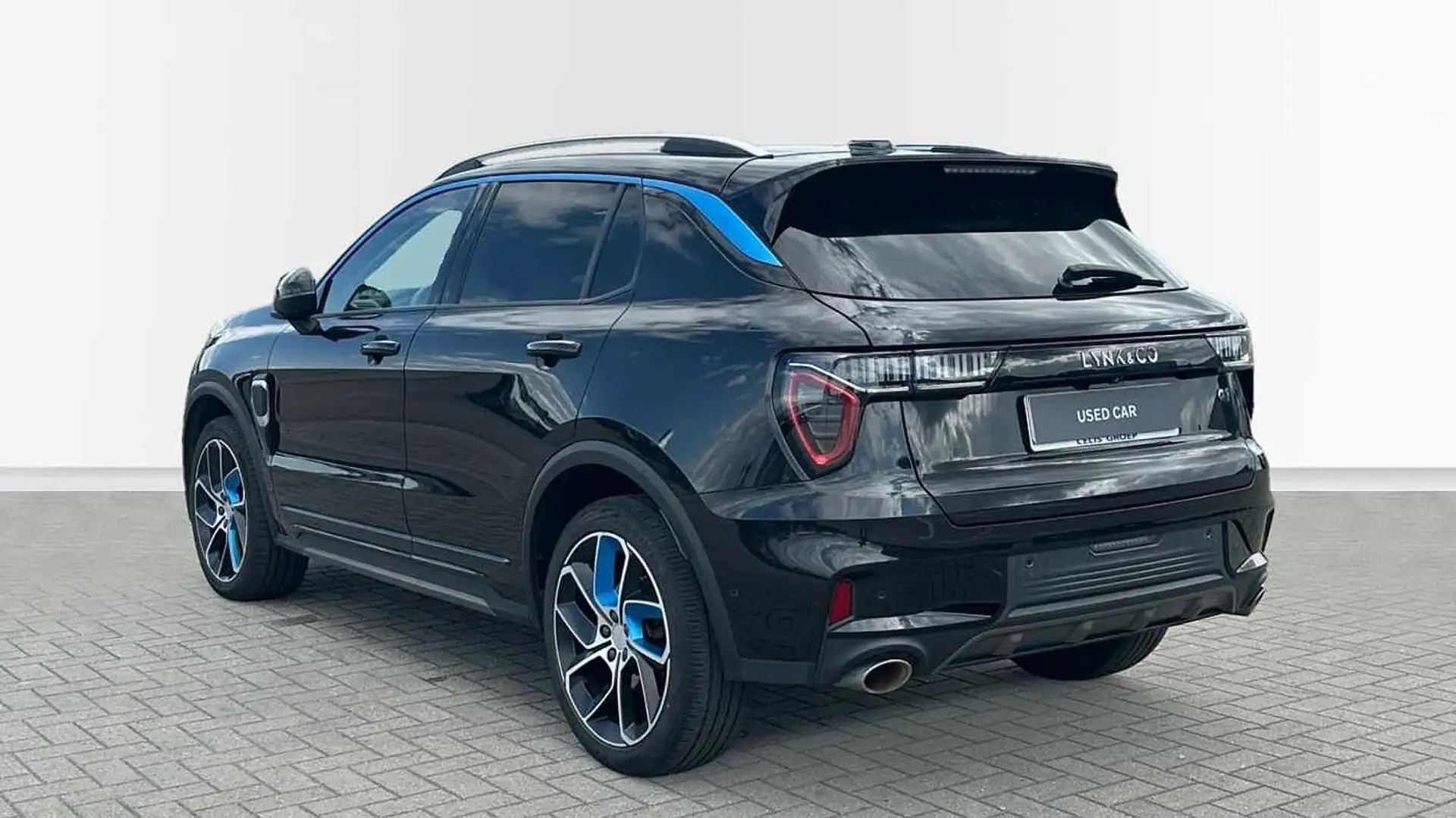 Lynk & Co 01 Noir - 2