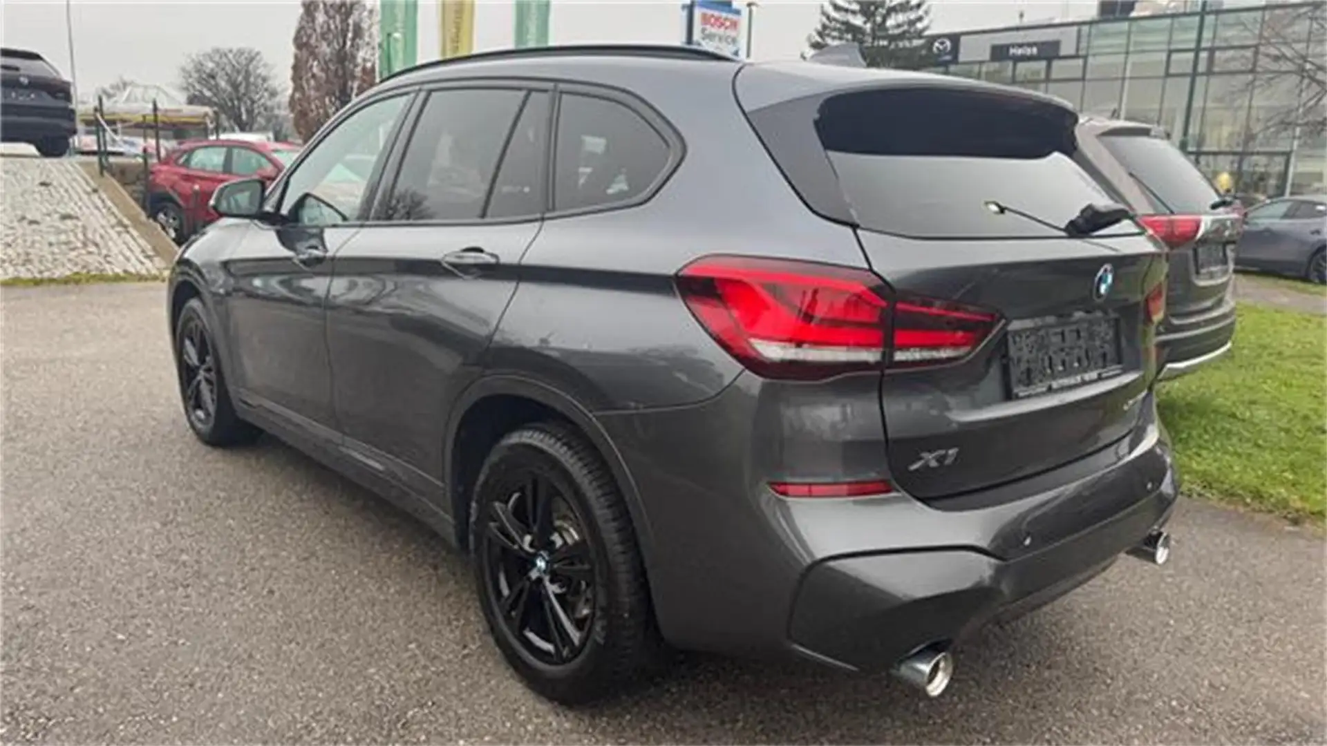 BMW X1 xDrive 20d Aut. Grigio - 2
