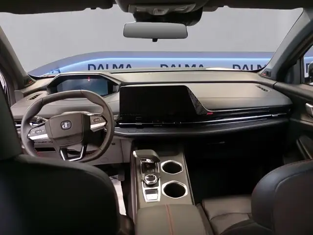 DR Automobiles DR6 view 12