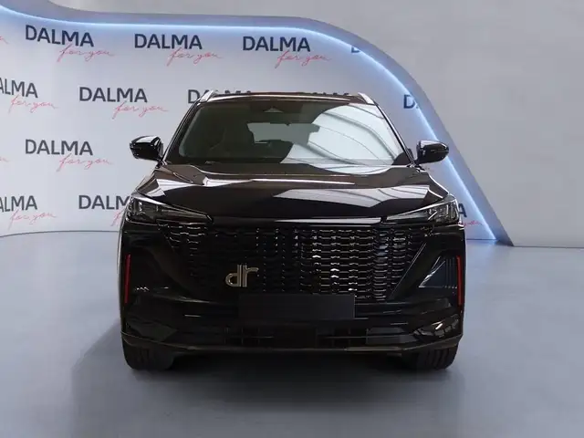 DR Automobiles DR6 view 8
