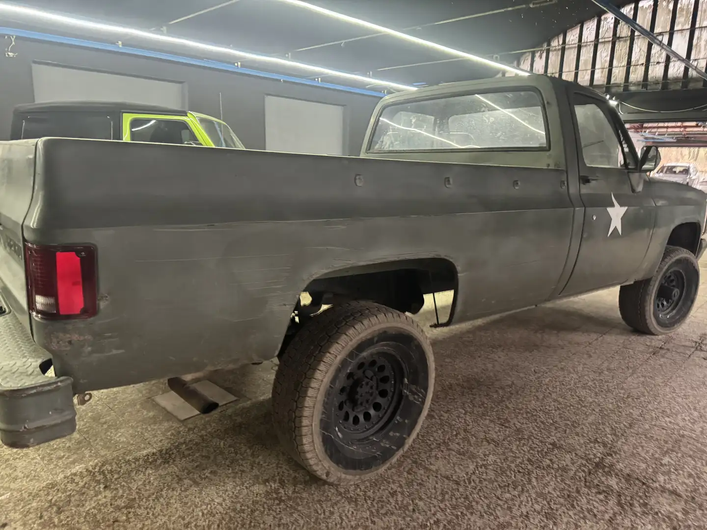 Chevrolet K30 army - 2