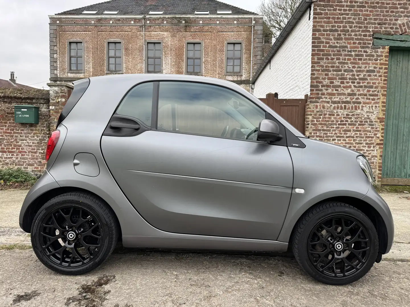 smart forTwo coupé 0.9 Turbo Prime DCT *JBL*CAM*NAV* Grau - 2