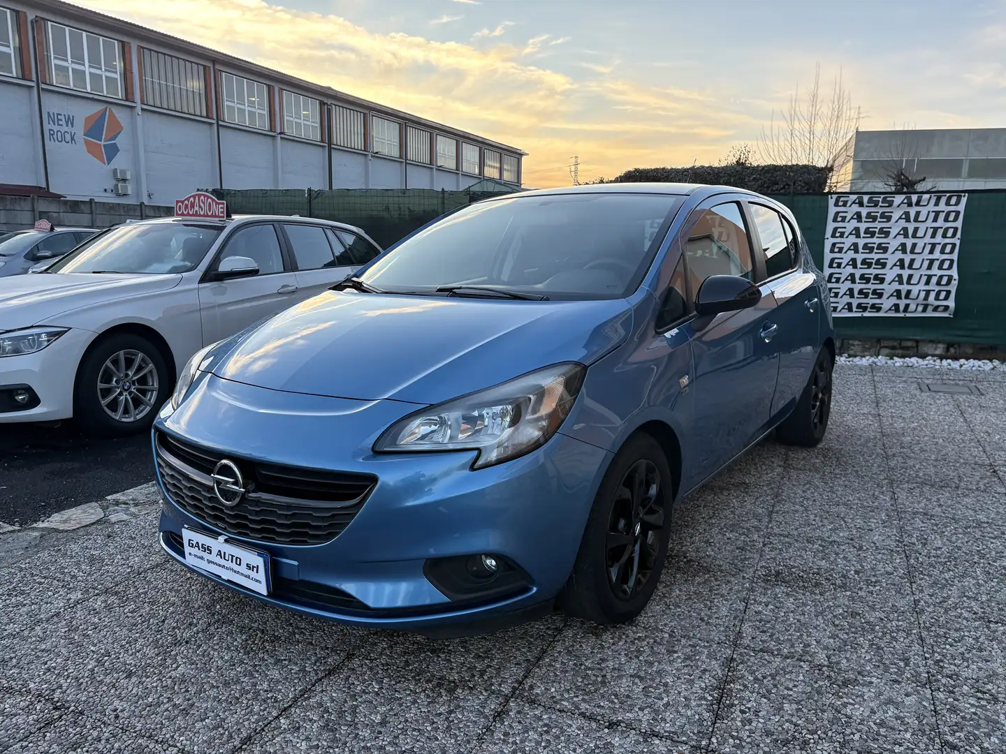 Opel Corsa 5p 1.2 Black Edition 120anniversario Bleu - 1