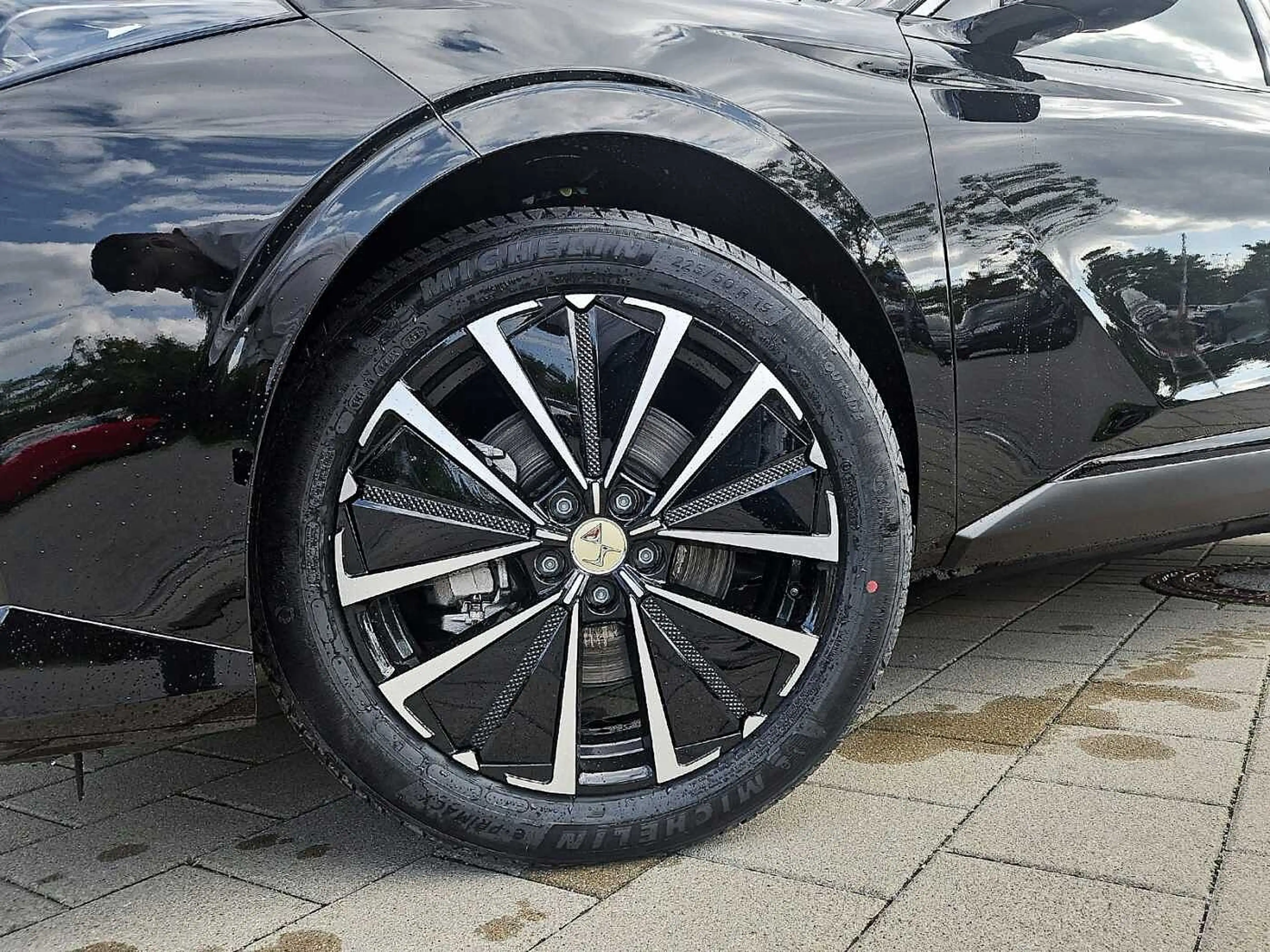 DS Automobiles DS 4 DS N°4 E-Tense JULES VERNE Alcantara — photo 6