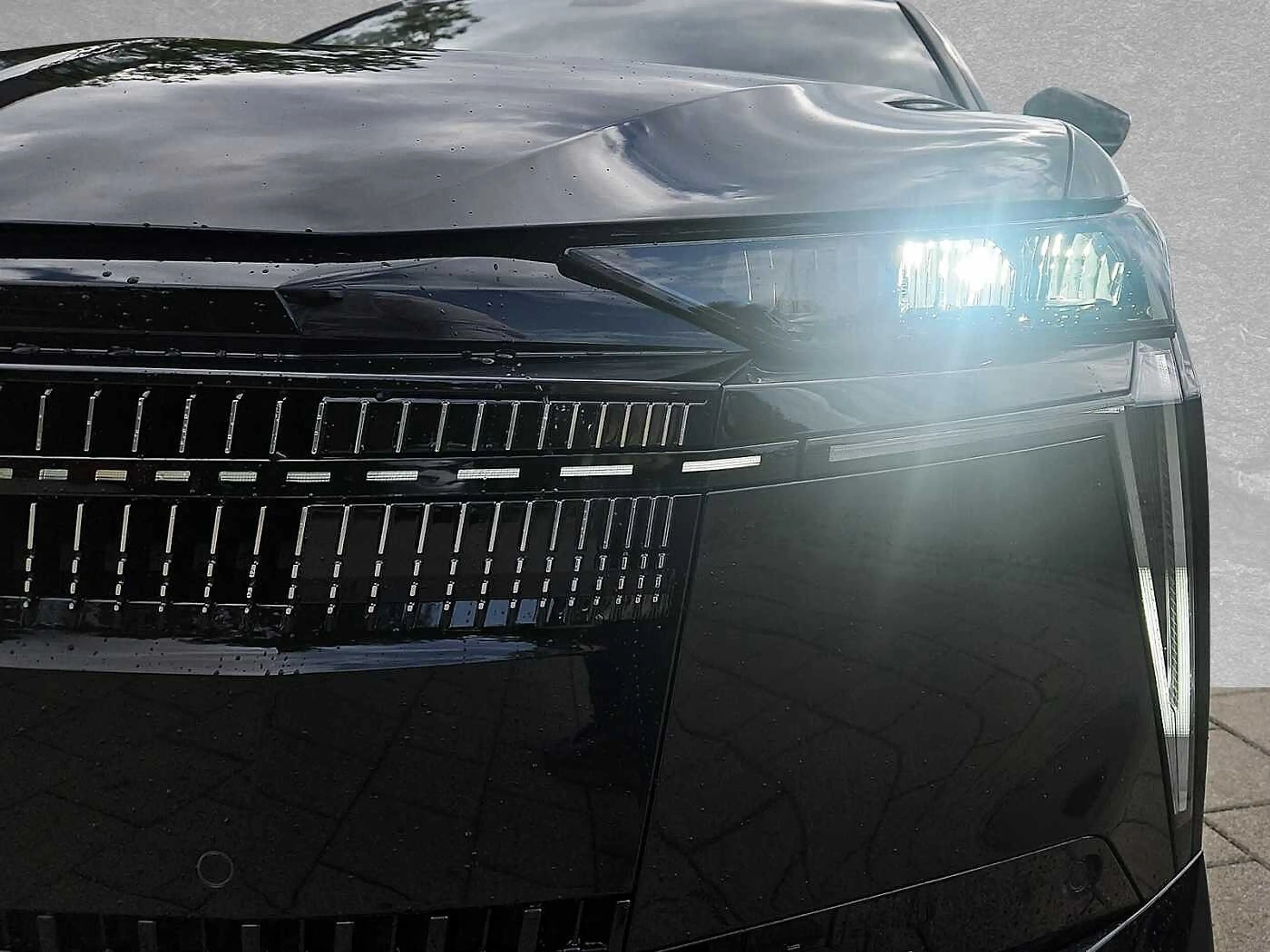 DS Automobiles DS 4 DS N°4 E-Tense JULES VERNE Alcantara — photo 5