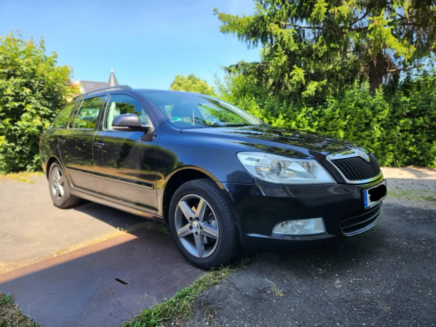 Skoda Octavia Octavia Combi 1.8 TSI Ambiente Schwarz - 2