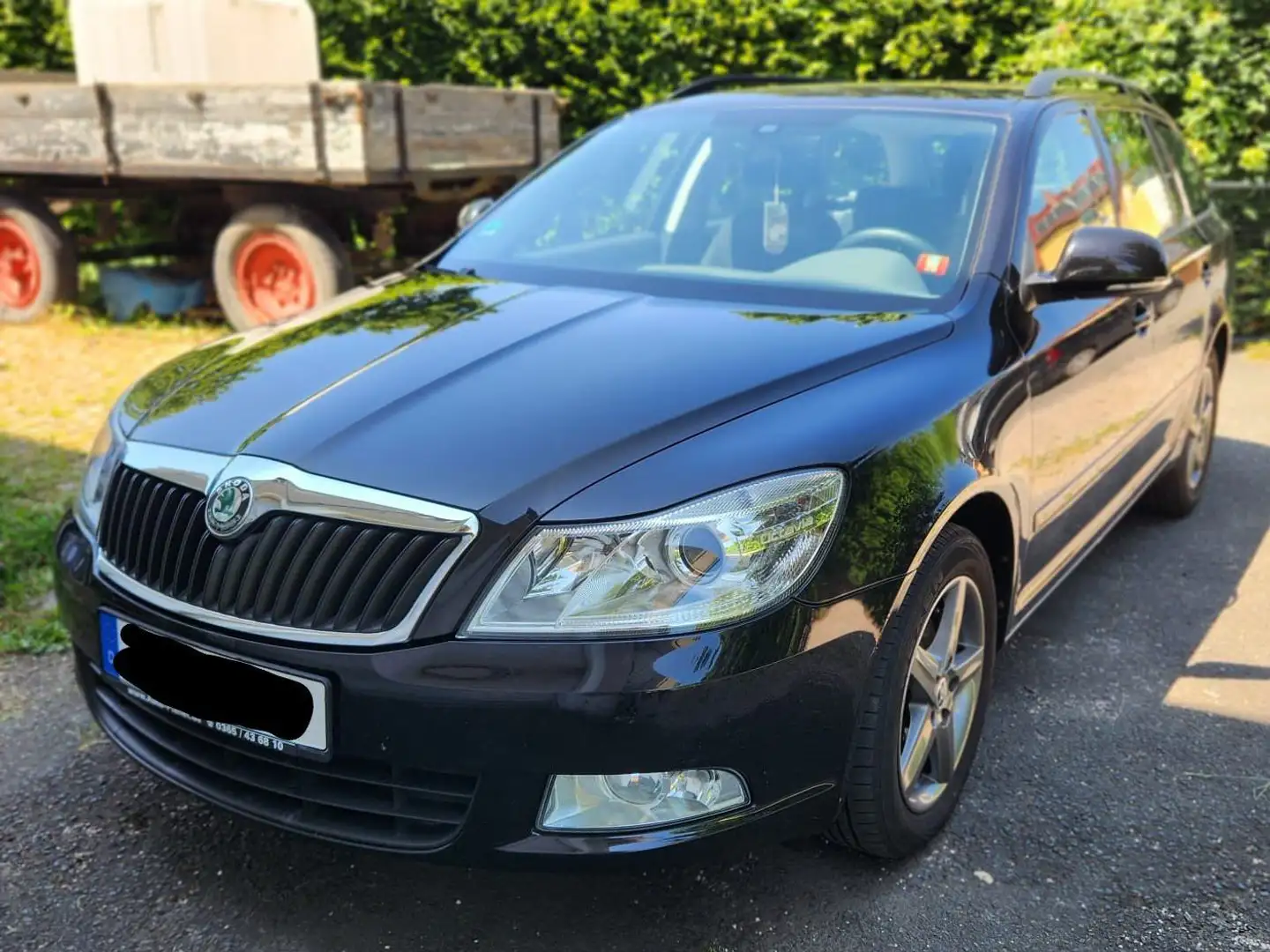 Skoda Octavia Octavia Combi 1.8 TSI Ambiente Schwarz - 1