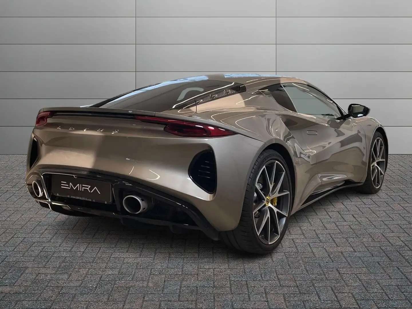 Lotus Emira 2.0 I4 First Edition dct Grau - 2
