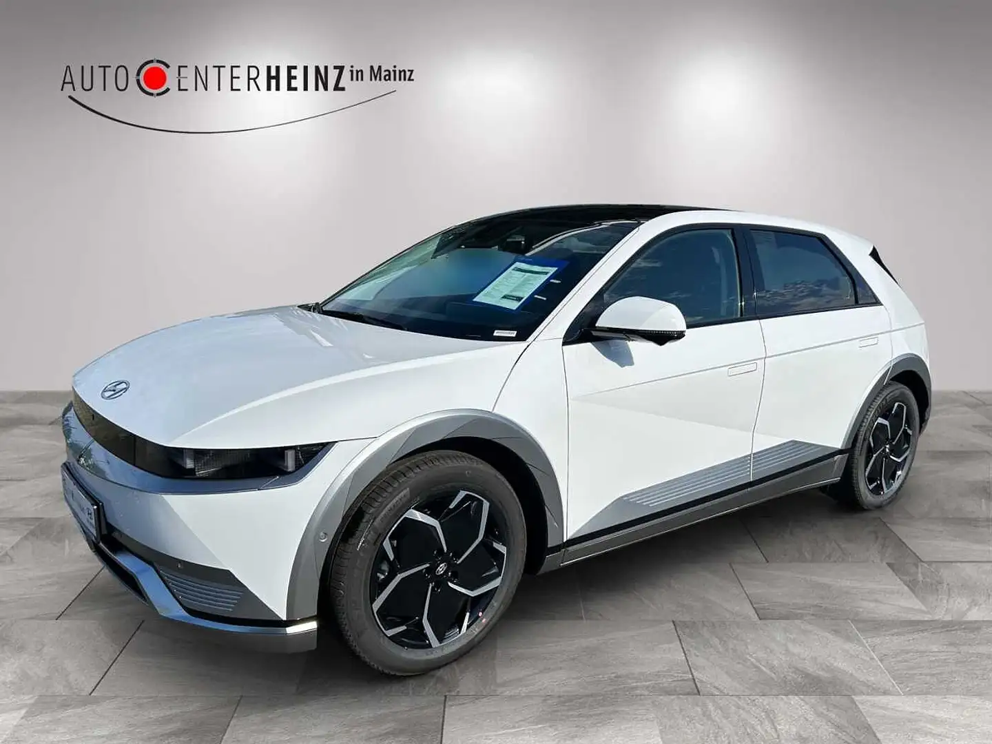 Hyundai IONIQ 5 77,4 kWh TECHNIQ*Parkpaket*Panoramadach* Bílá - 1