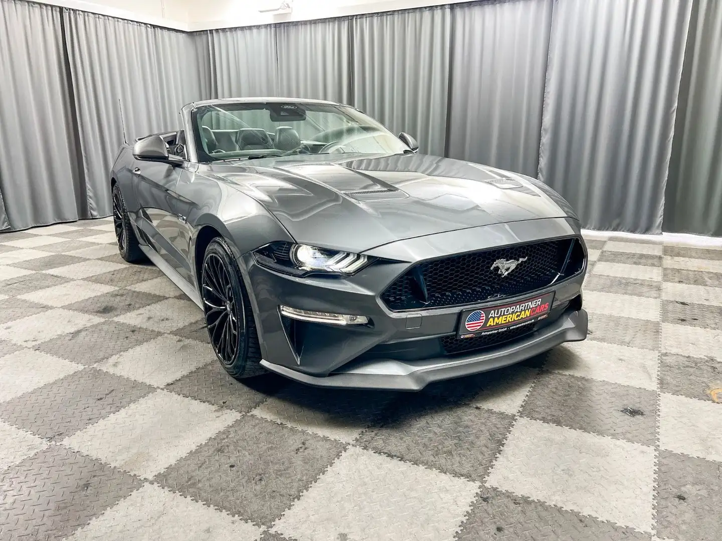 Ford Mustang GT Cabrio V8 5.0l,PREMIUM 3,dgt. Cockpit Grau - 1