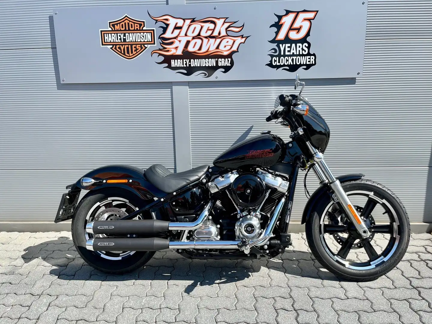 Harley-Davidson Softail Miller, Costal Package, vorverlegt, Felgen Schwarz - 1