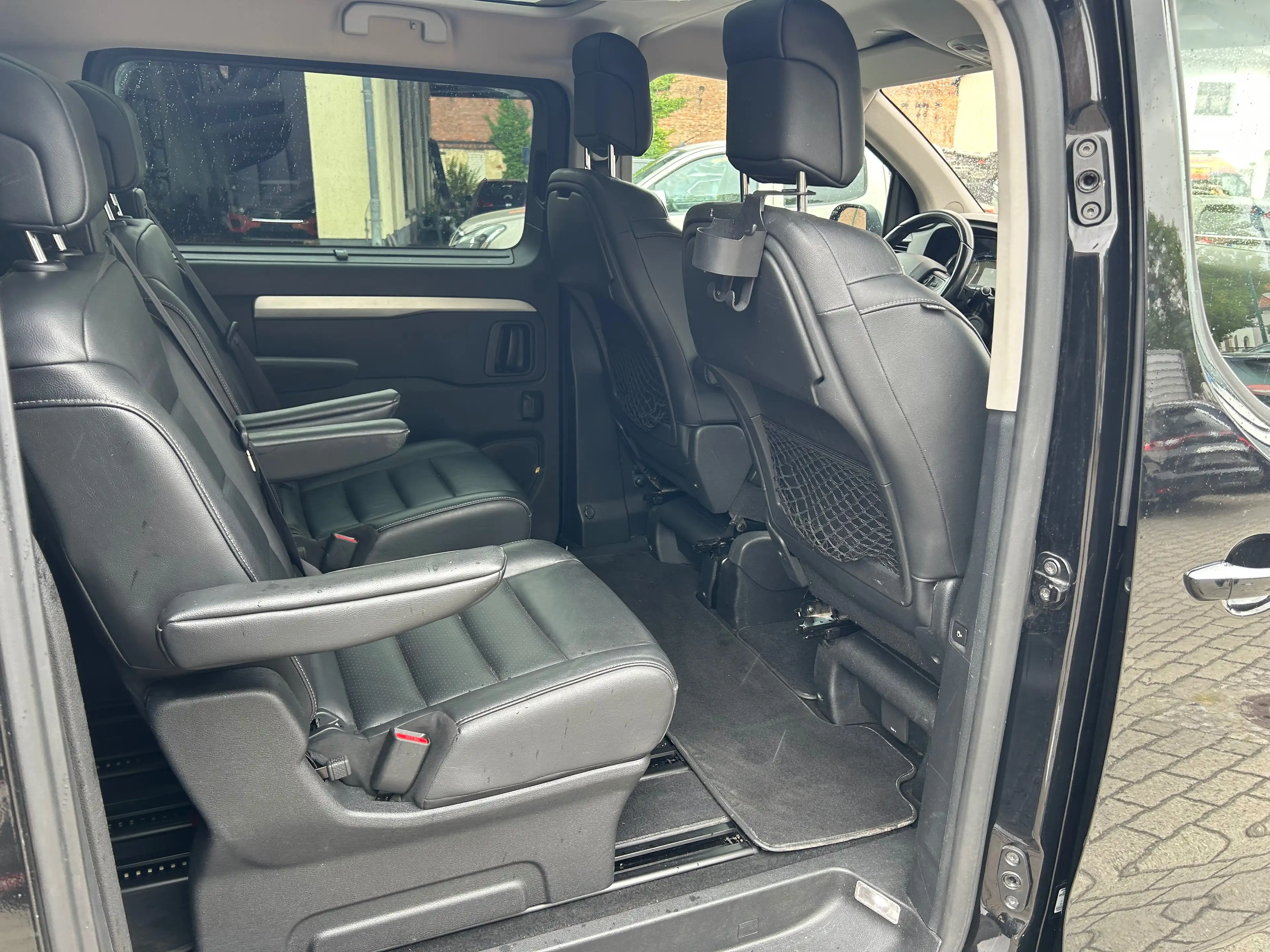 Peugeot Traveller Traveller L2 2.0 BlueHDi 180 EAT6 Allure — photo 6