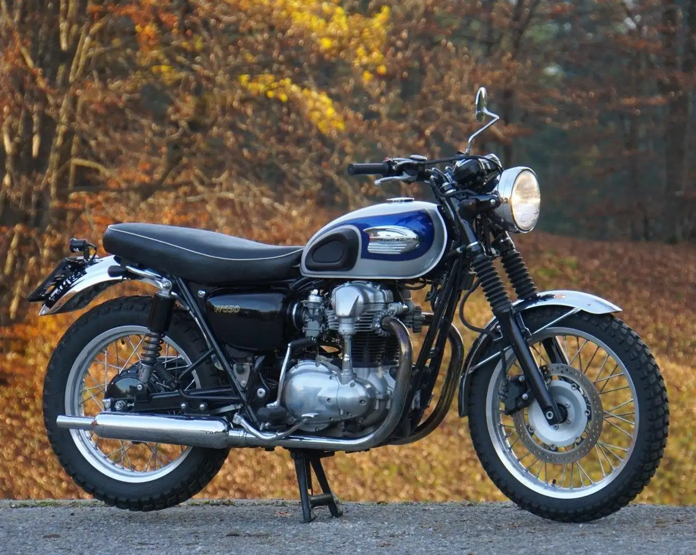 Kawasaki W 650 Albastru - 1