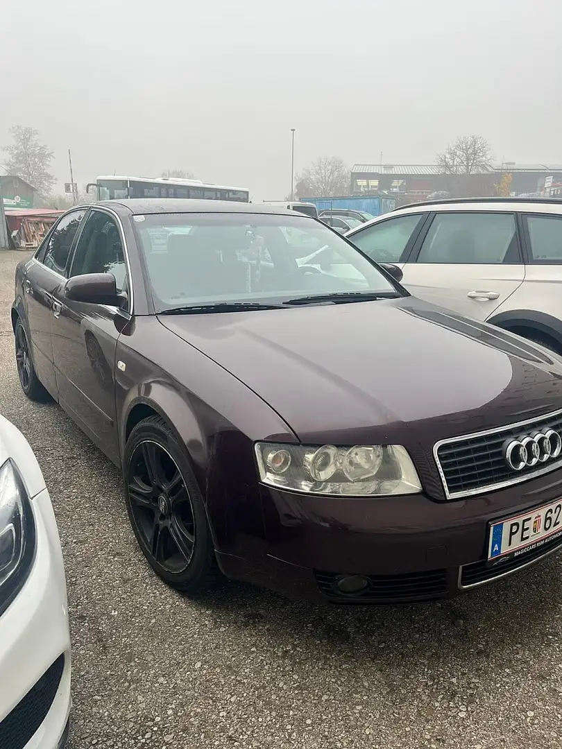 Audi A4 1,6 Rot - 1