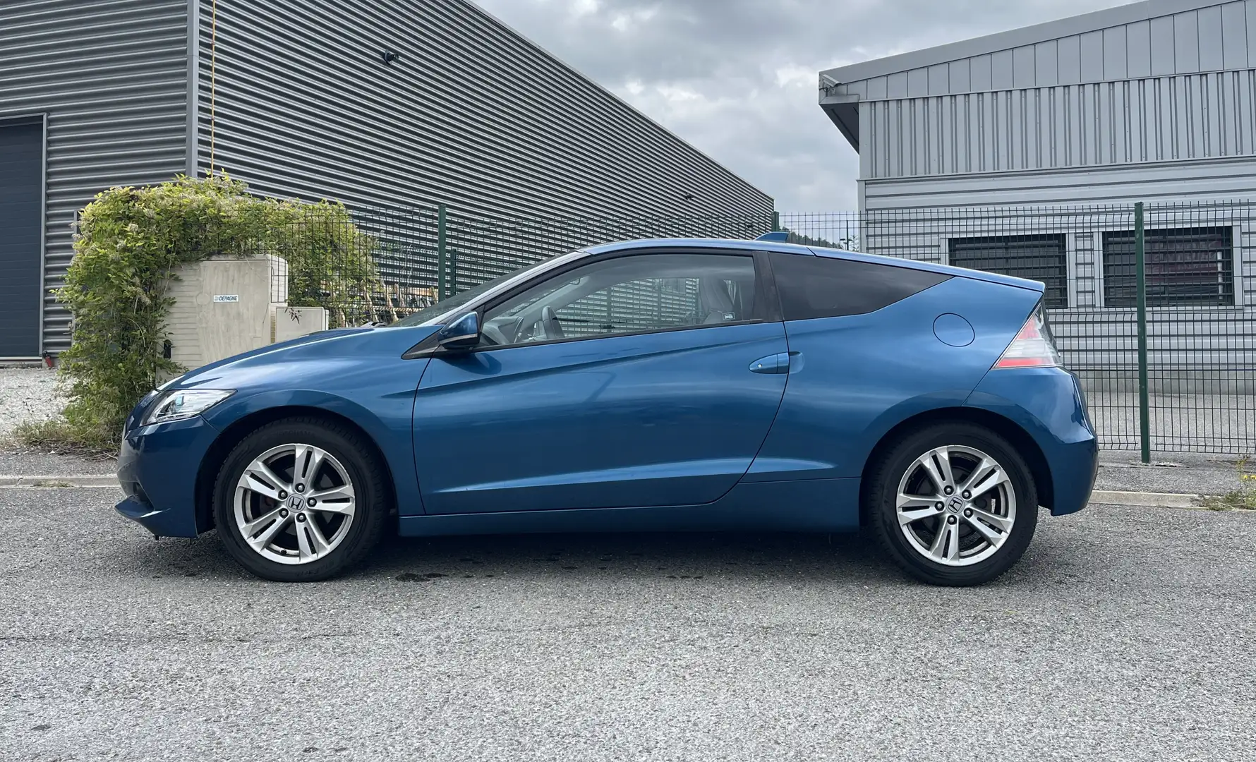 Honda CR-Z CR-Z Hybrid 1.5 i-VTEC Sport Modrá - 1