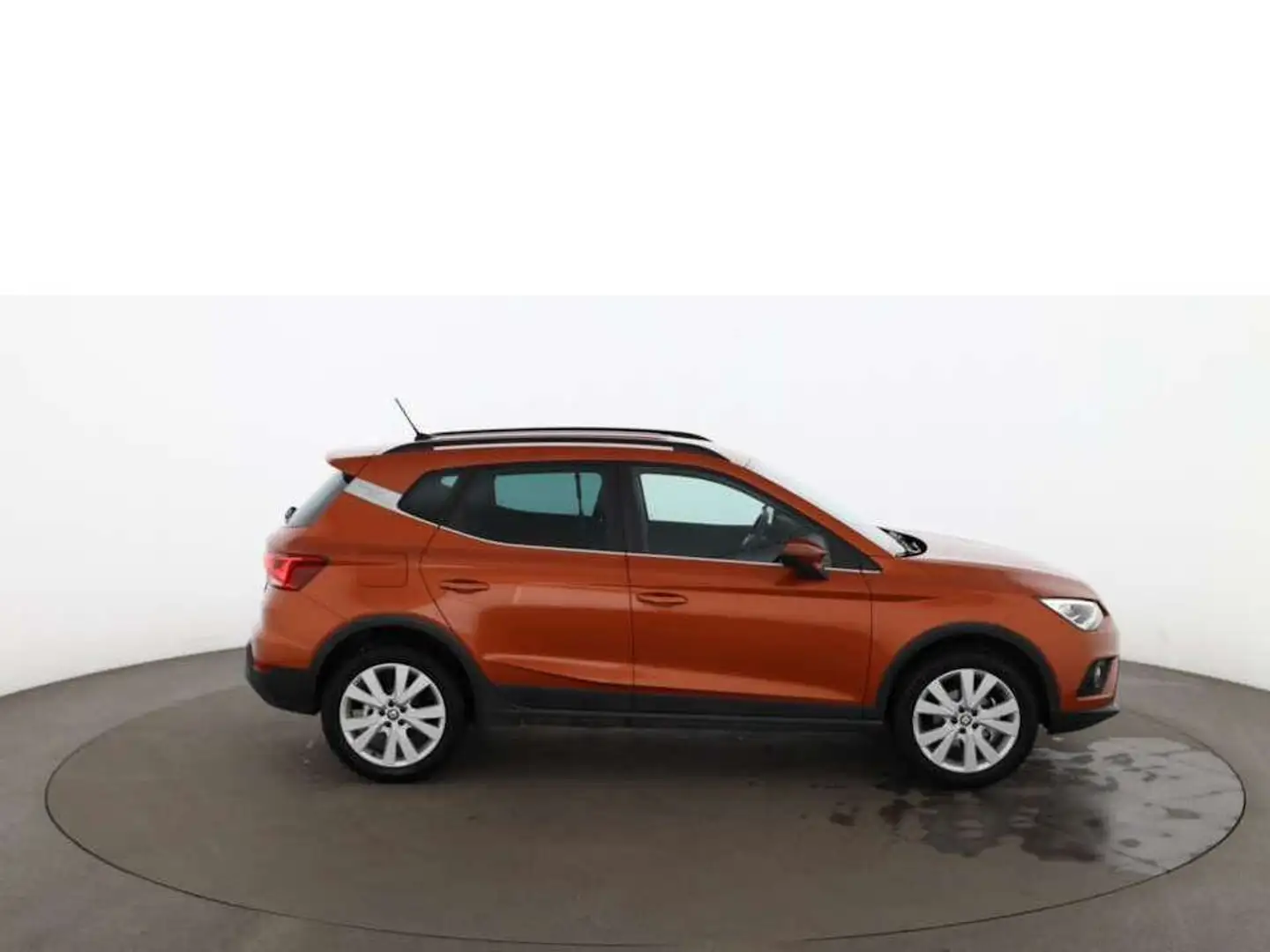 SEAT Arona 1.0 TSI Style LED NAVI SITZHZG TEMP KLIMA Orange - 2