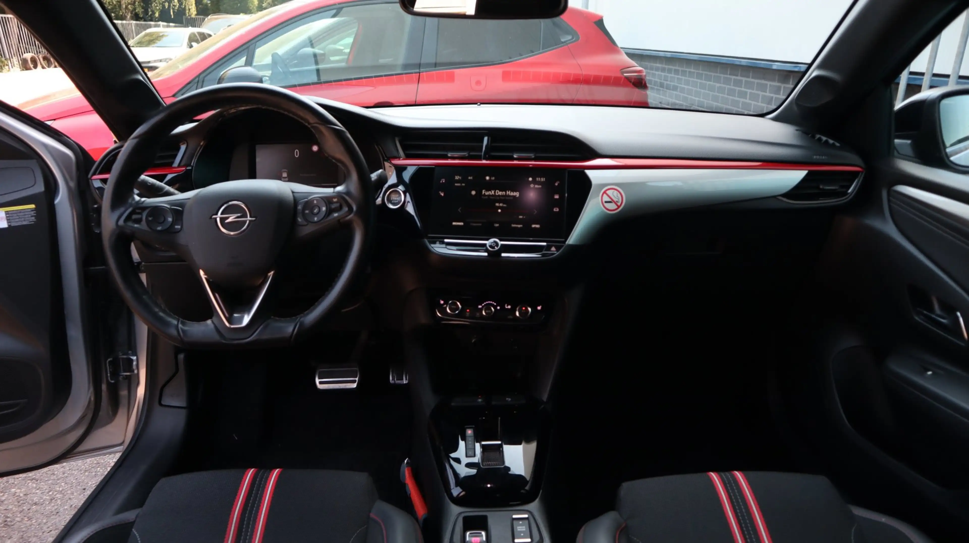 Opel Corsa-e GS Line 50 kWh SOH92% CarPlay LED Virtual cockpit — photo 16