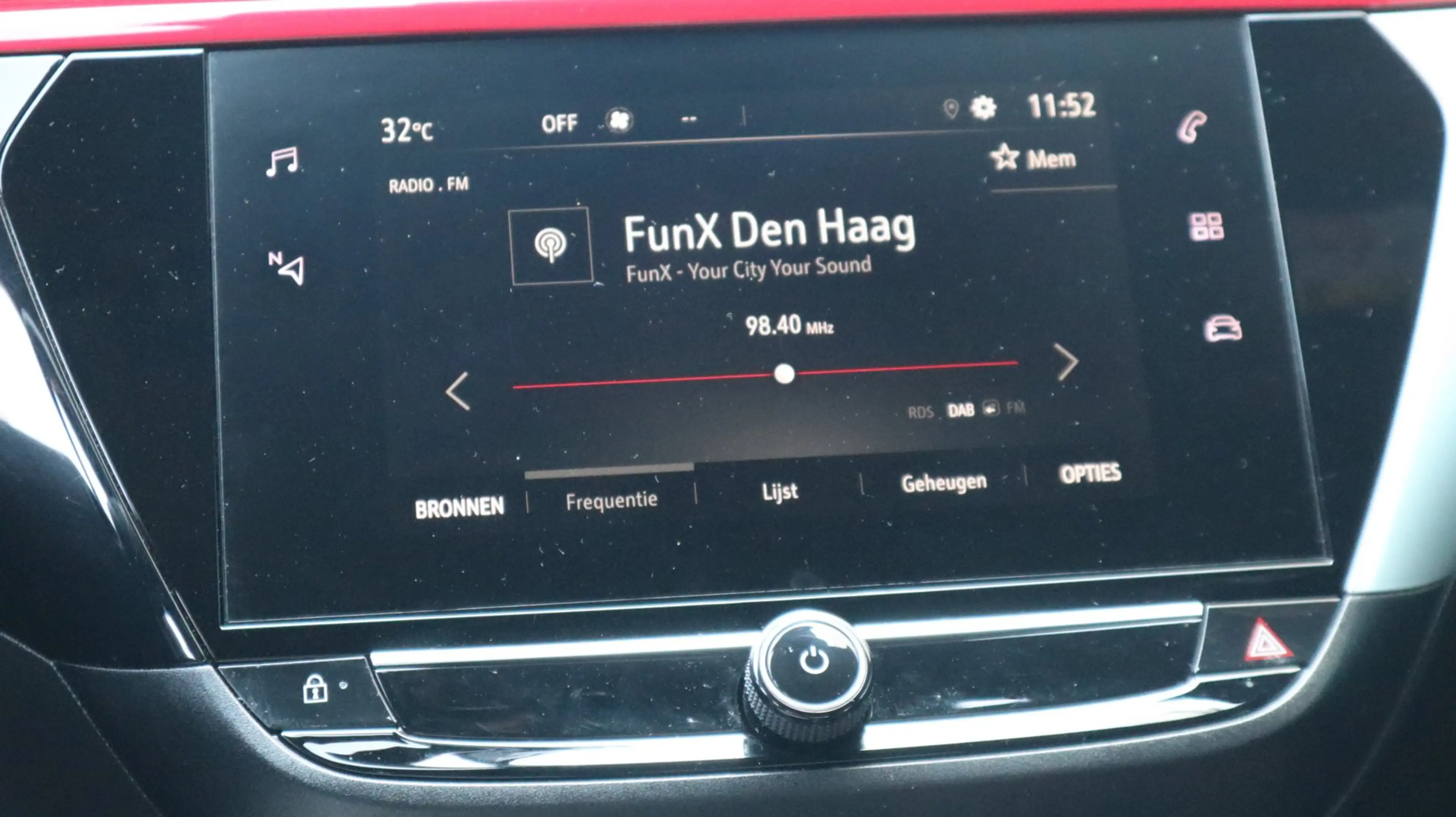 Opel Corsa-e GS Line 50 kWh SOH92% CarPlay LED Virtual cockpit — photo 21