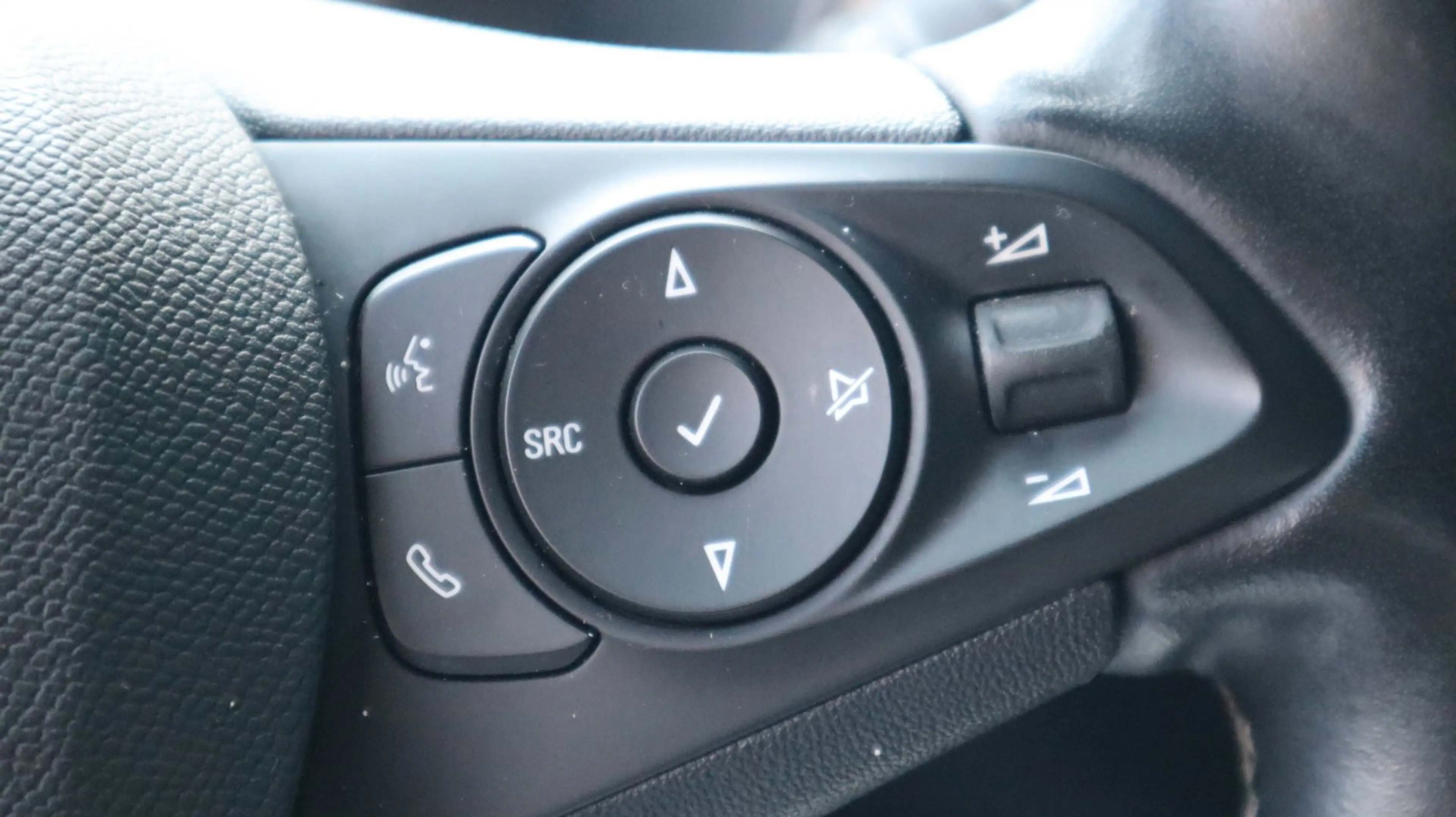 Opel Corsa-e GS Line 50 kWh SOH92% CarPlay LED Virtual cockpit — photo 20