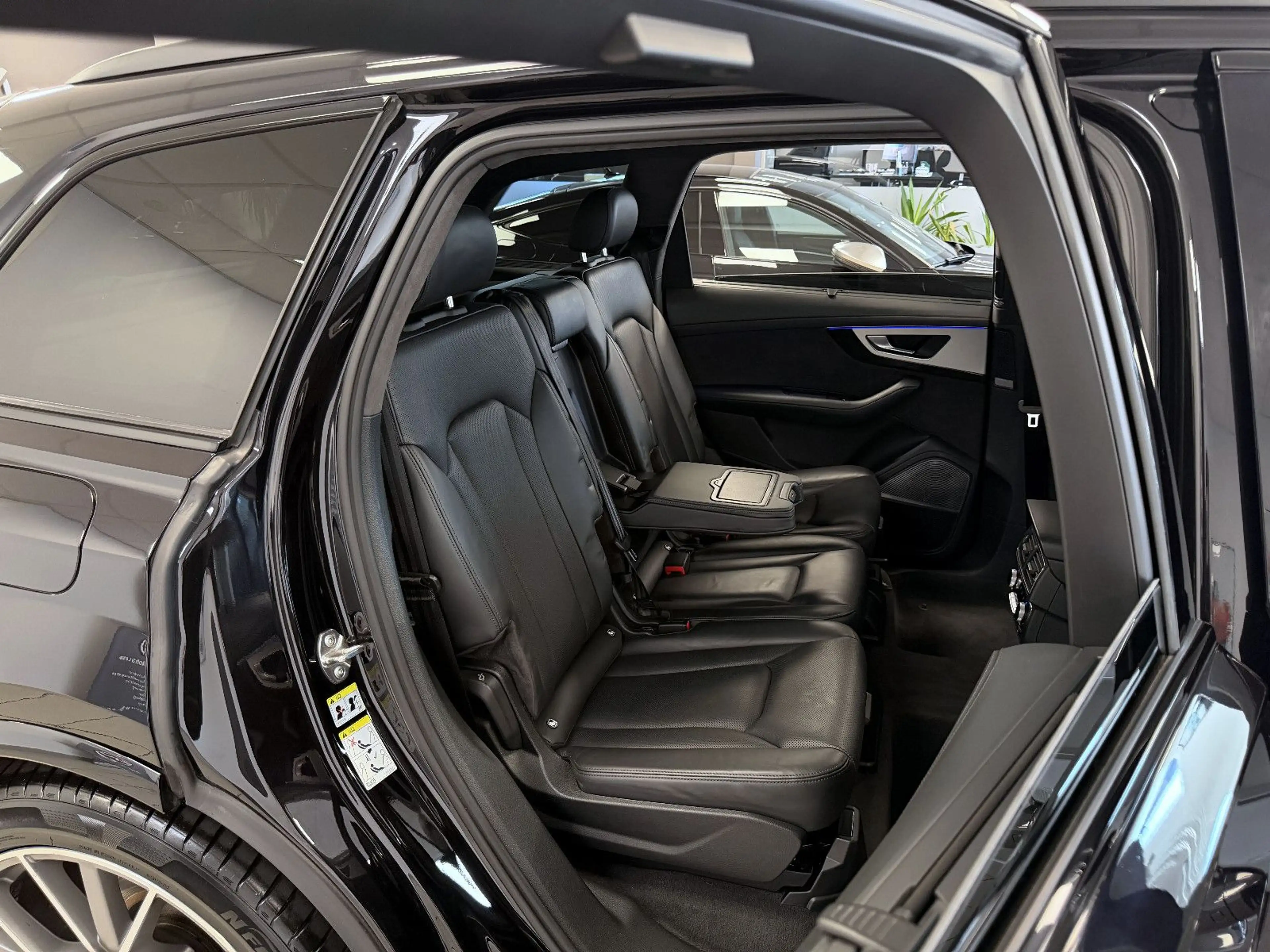 Audi SQ7 4.0TDI Quattro *PanSD*ACC*HUD*Carbon*360°Kam — photo 15