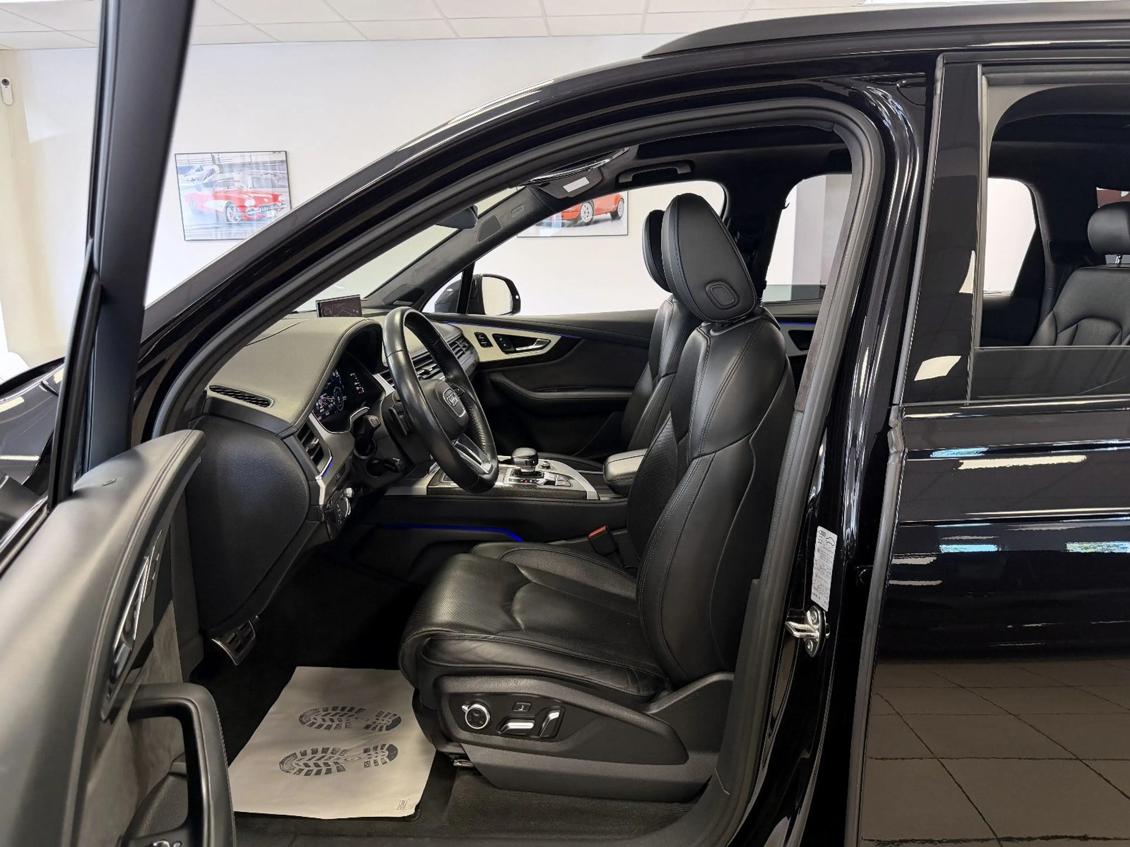 Audi SQ7 4.0TDI Quattro *PanSD*ACC*HUD*Carbon*360°Kam — photo 6