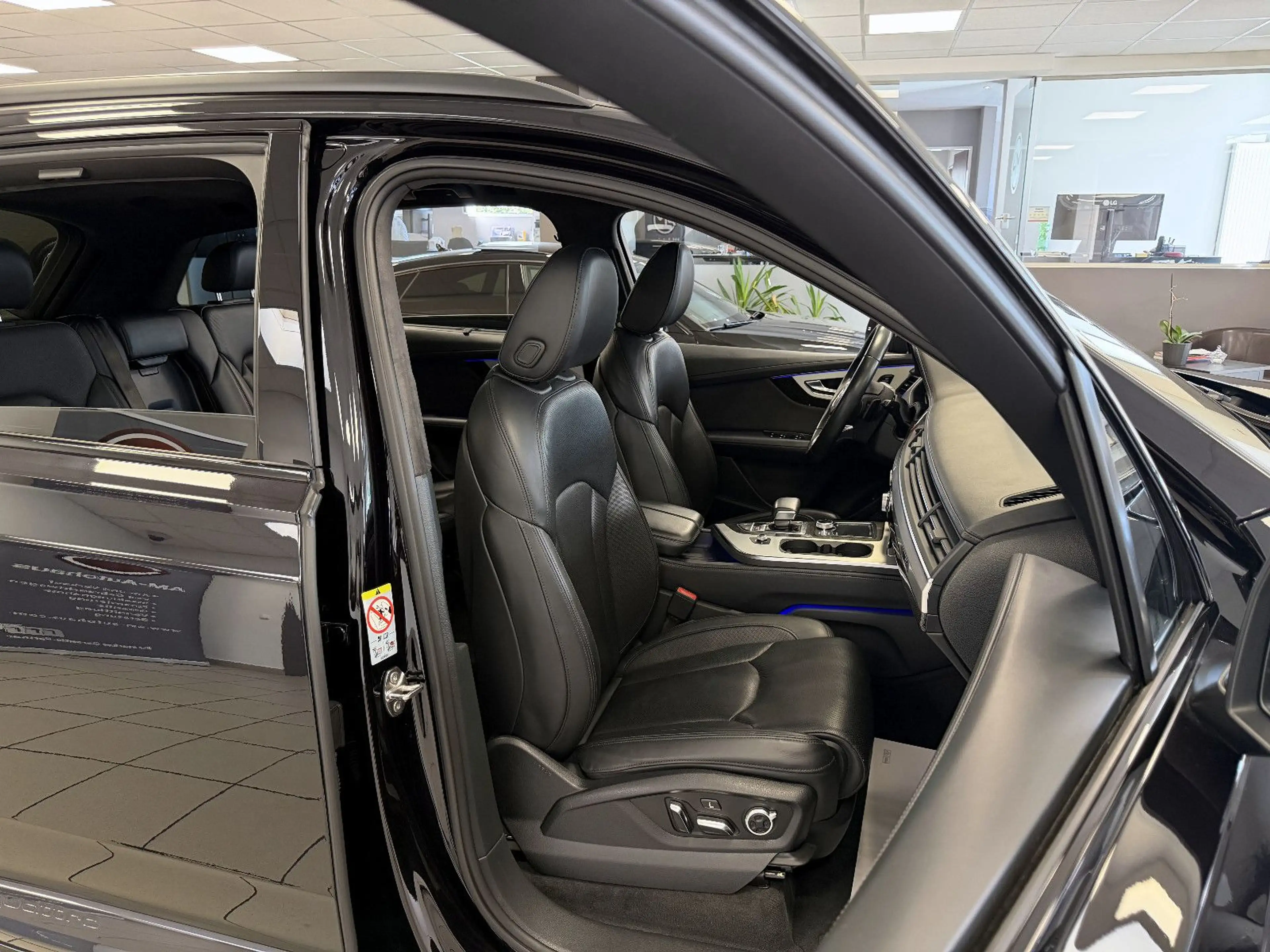 Audi SQ7 4.0TDI Quattro *PanSD*ACC*HUD*Carbon*360°Kam — photo 14