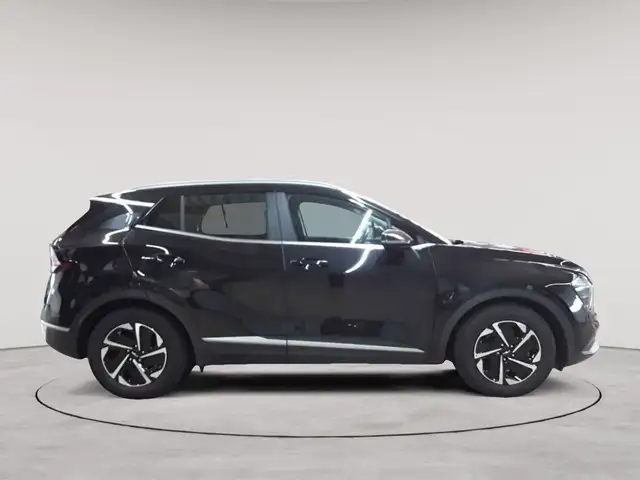 Kia Sportage view 3