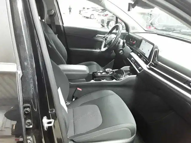 Kia Sportage view 8