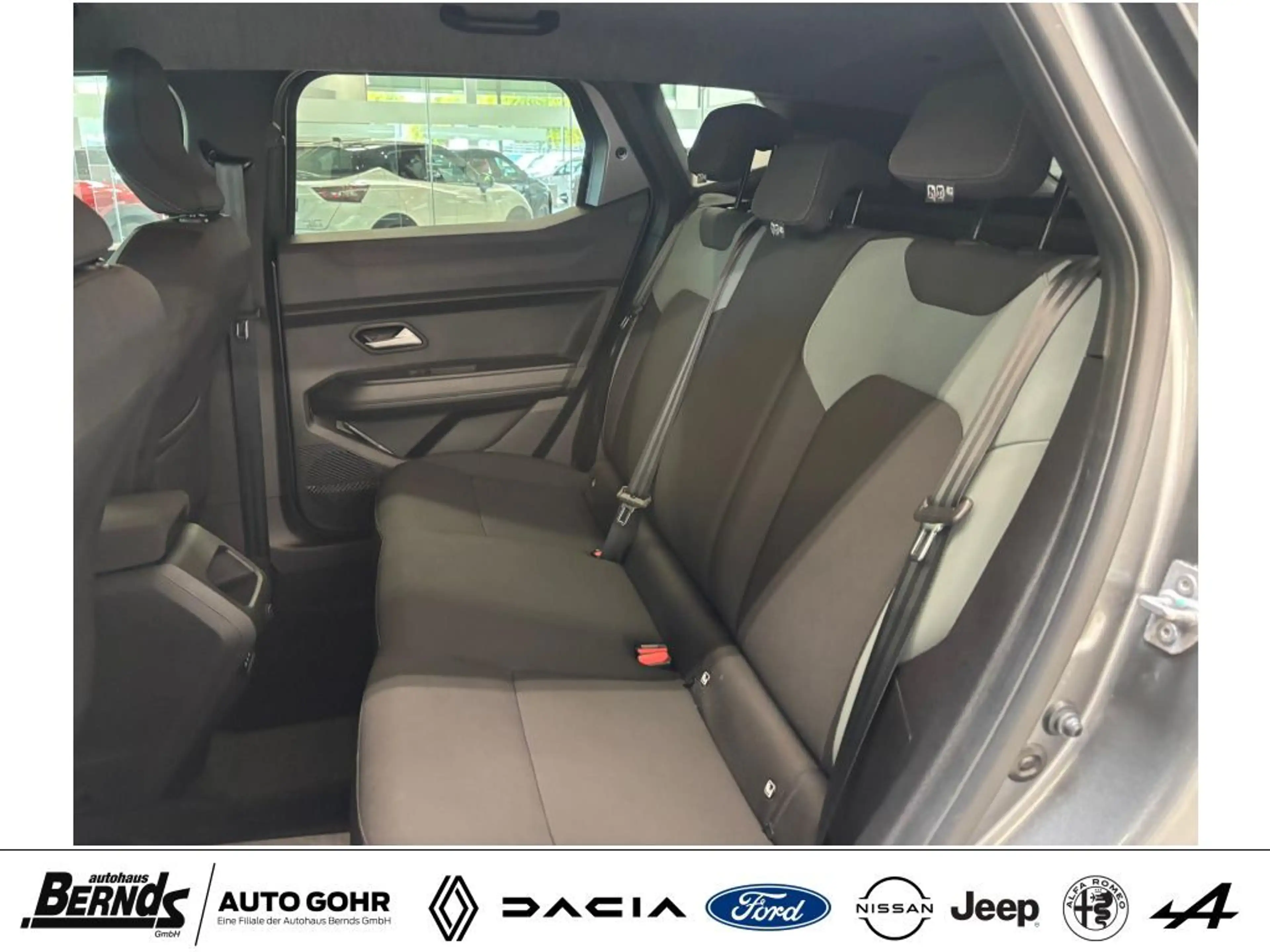 Dacia Duster Hyb.140 Extr. + Kamera Navi HiFi Winter-P. Temp. — photo 9