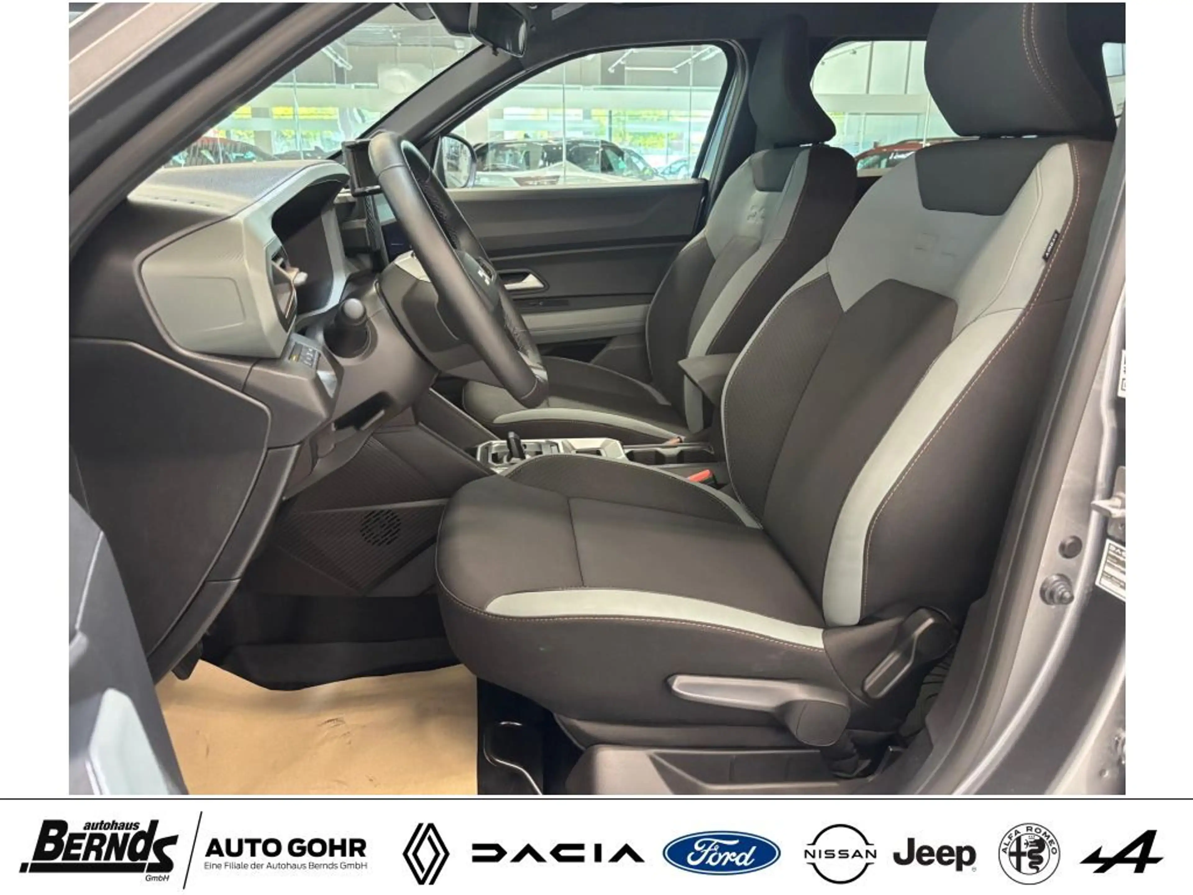 Dacia Duster Hyb.140 Extr. + Kamera Navi HiFi Winter-P. Temp. — photo 10
