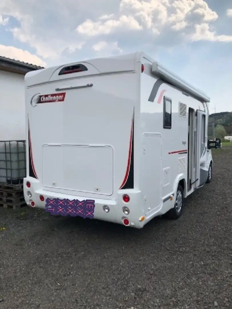 Caravans-Wohnm Challenger Challenger 260 Mageo, 1. Hd.,  26.5 Td. Kilometer Weiß - 2