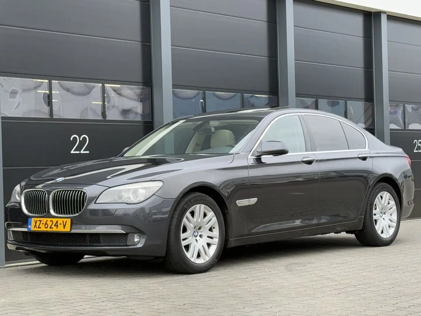 BMW 730 7-serie 730d Leer Camera Dak Memory Grijs - 1