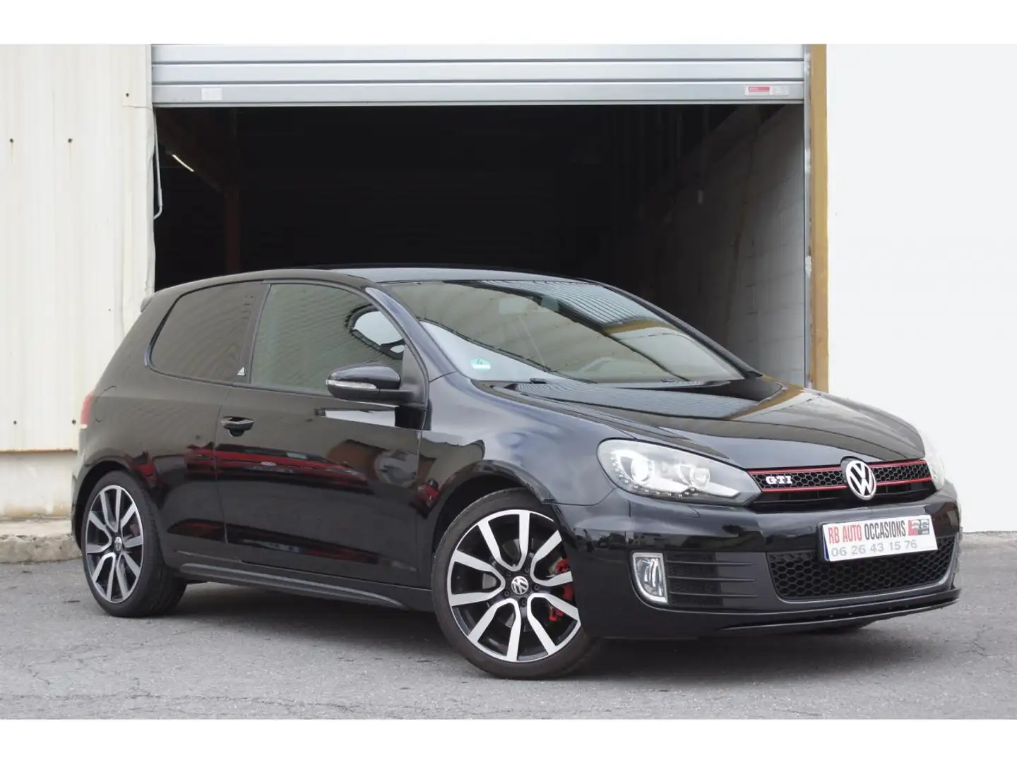 Volkswagen Golf GOLF VI GTI 211cv série limitée ADIDAS 4410 exemplaires Negro - 1
