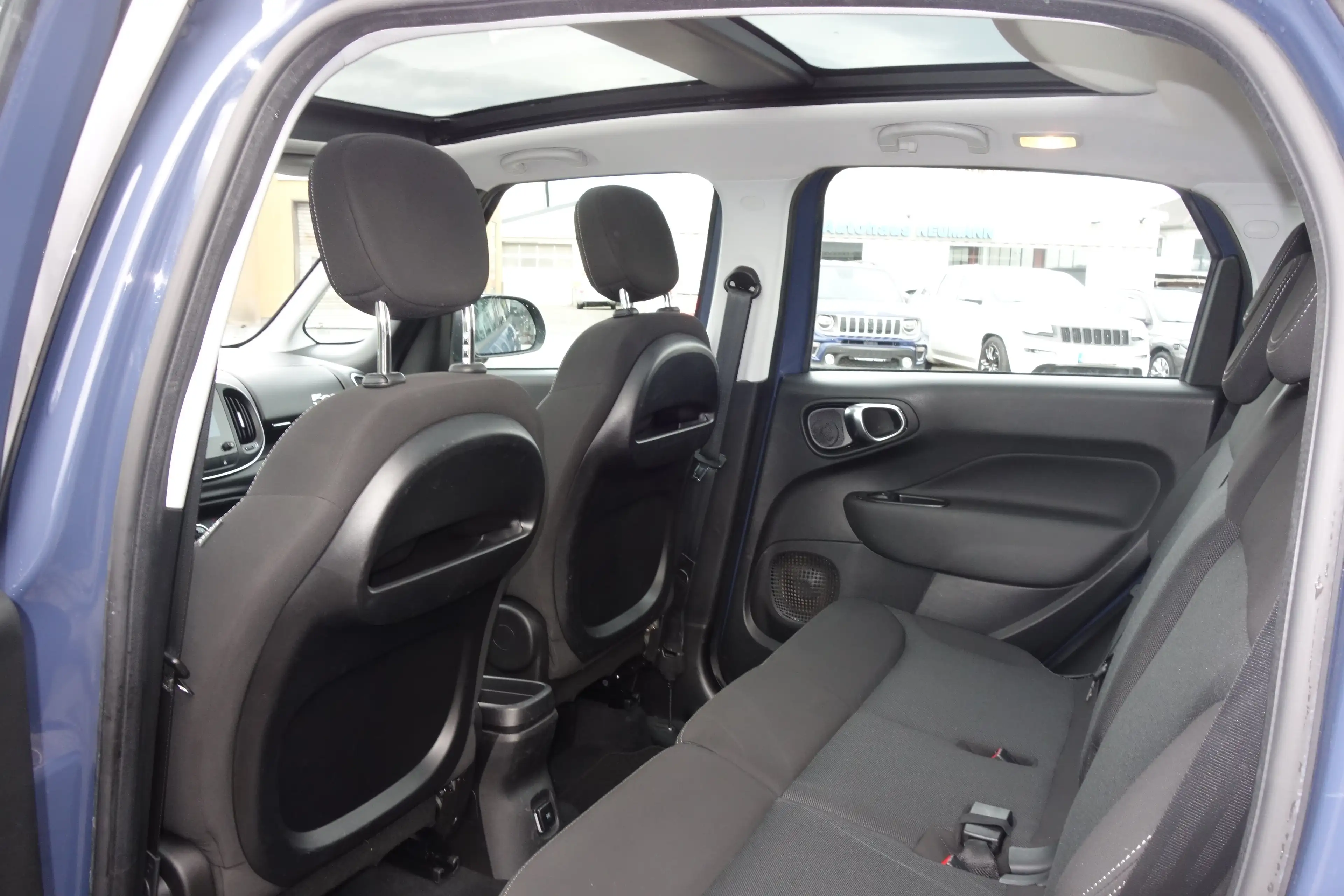 Fiat 500L Cross *Skydome/Navi/7 Zoll/DAB* — photo 7