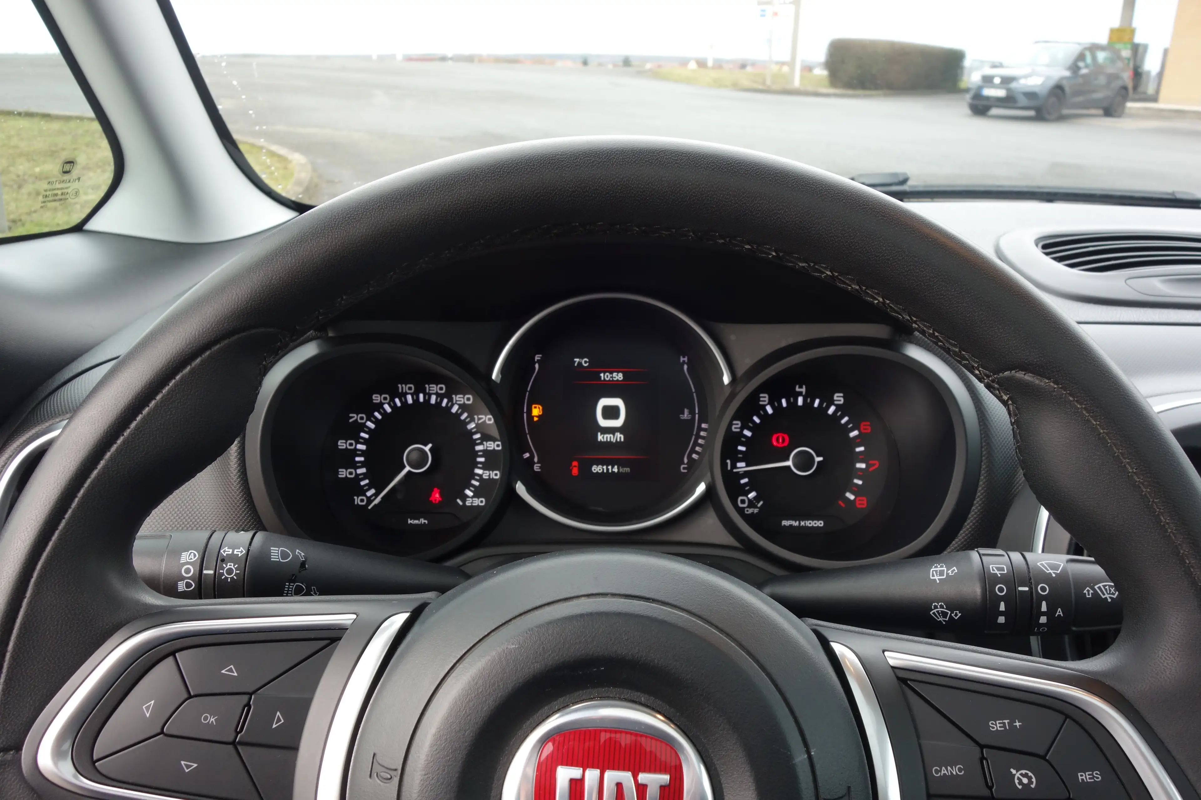 Fiat 500L Cross *Skydome/Navi/7 Zoll/DAB* — photo 12