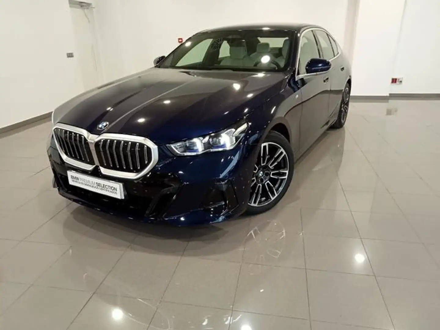 BMW 520 520iA Bleu - 1