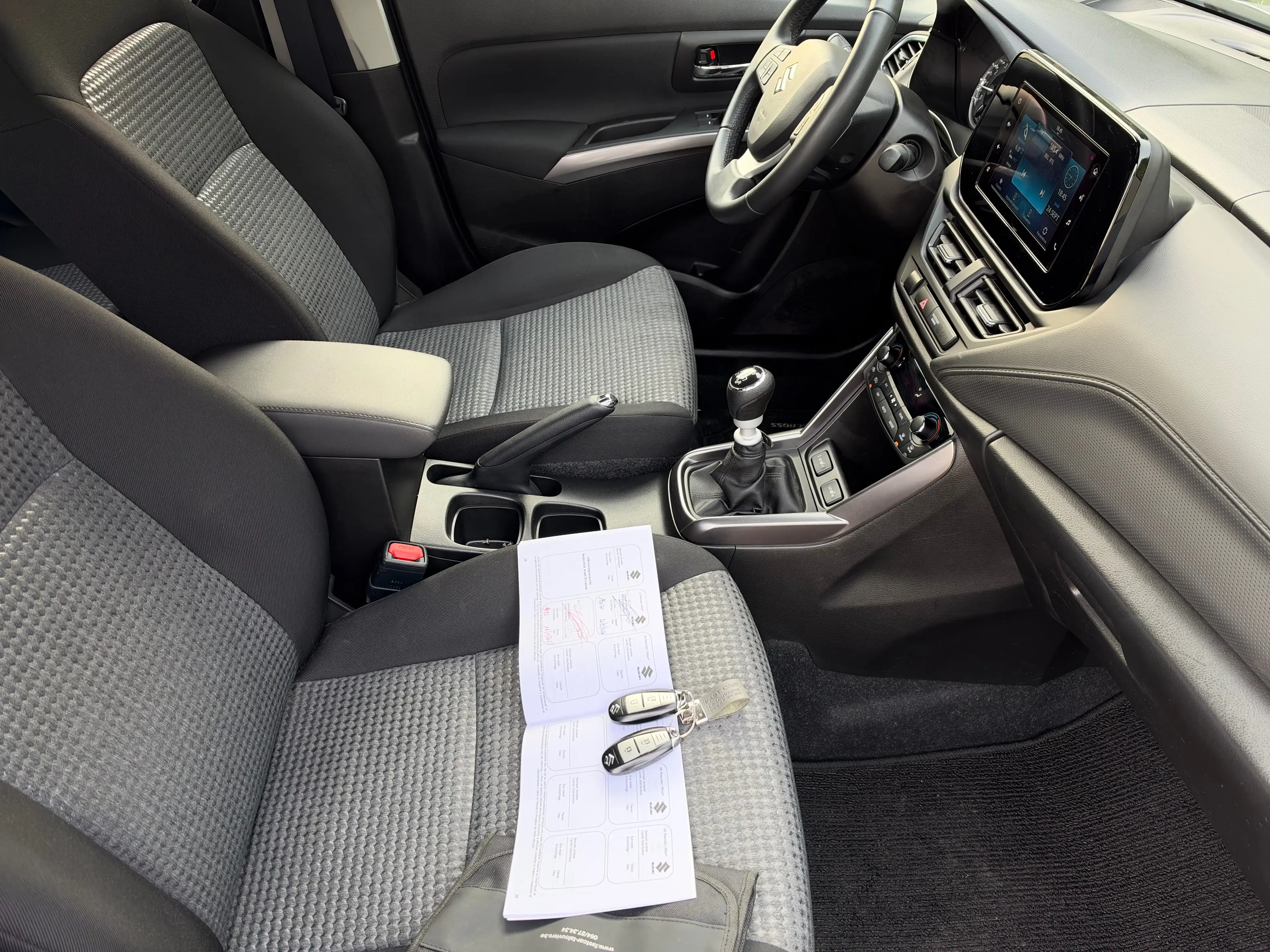 Suzuki S-Cross S-Cross 1.4 Turbo Boosterjet 48V Hybrid — photo 10