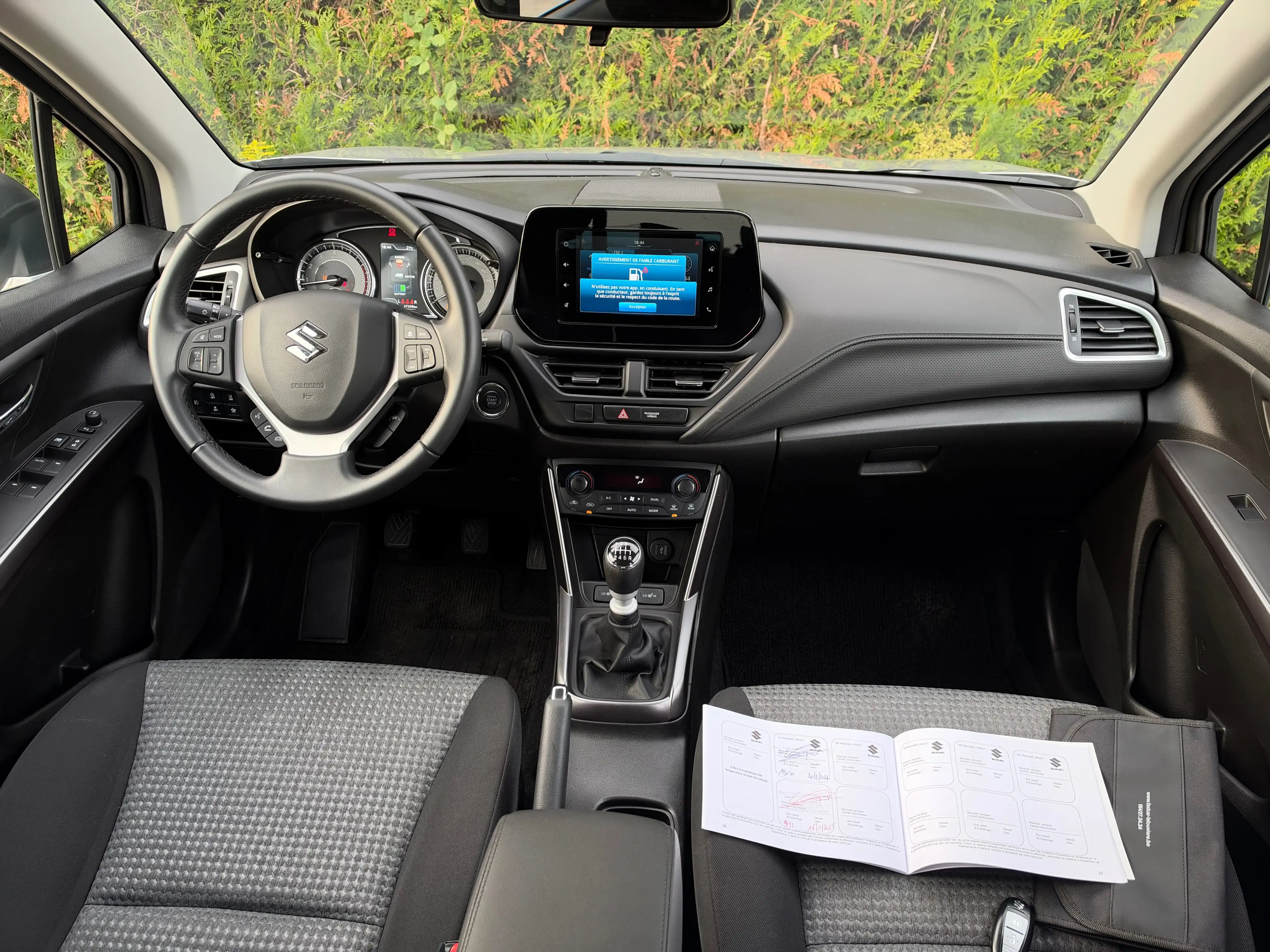 Suzuki S-Cross S-Cross 1.4 Turbo Boosterjet 48V Hybrid — photo 9