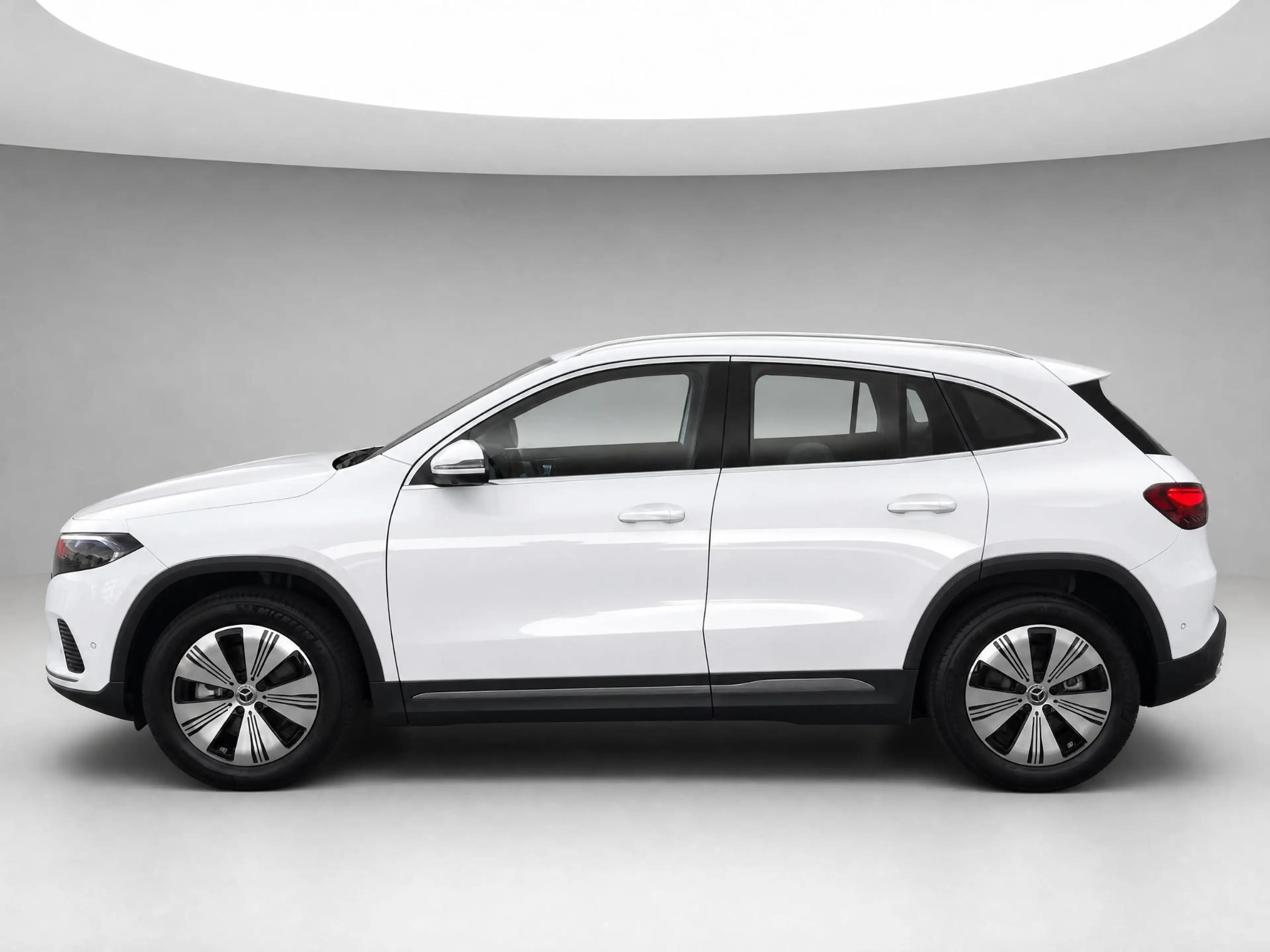 Mercedes-Benz EQA 250 250+ Business Solution 71 kWh | Panoramadak — photo 3