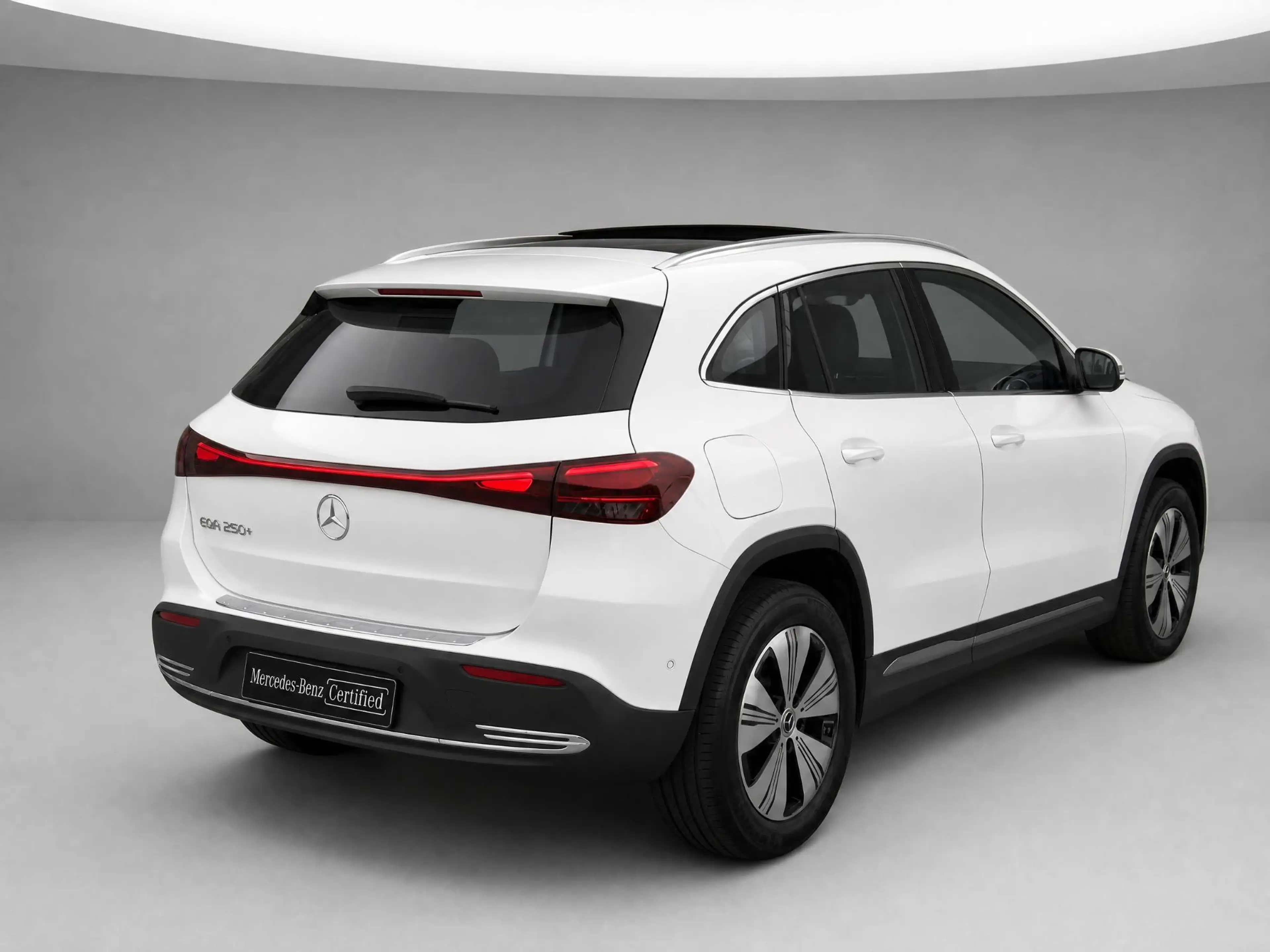 Mercedes-Benz EQA 250 250+ Business Solution 71 kWh | Panoramadak — photo 2
