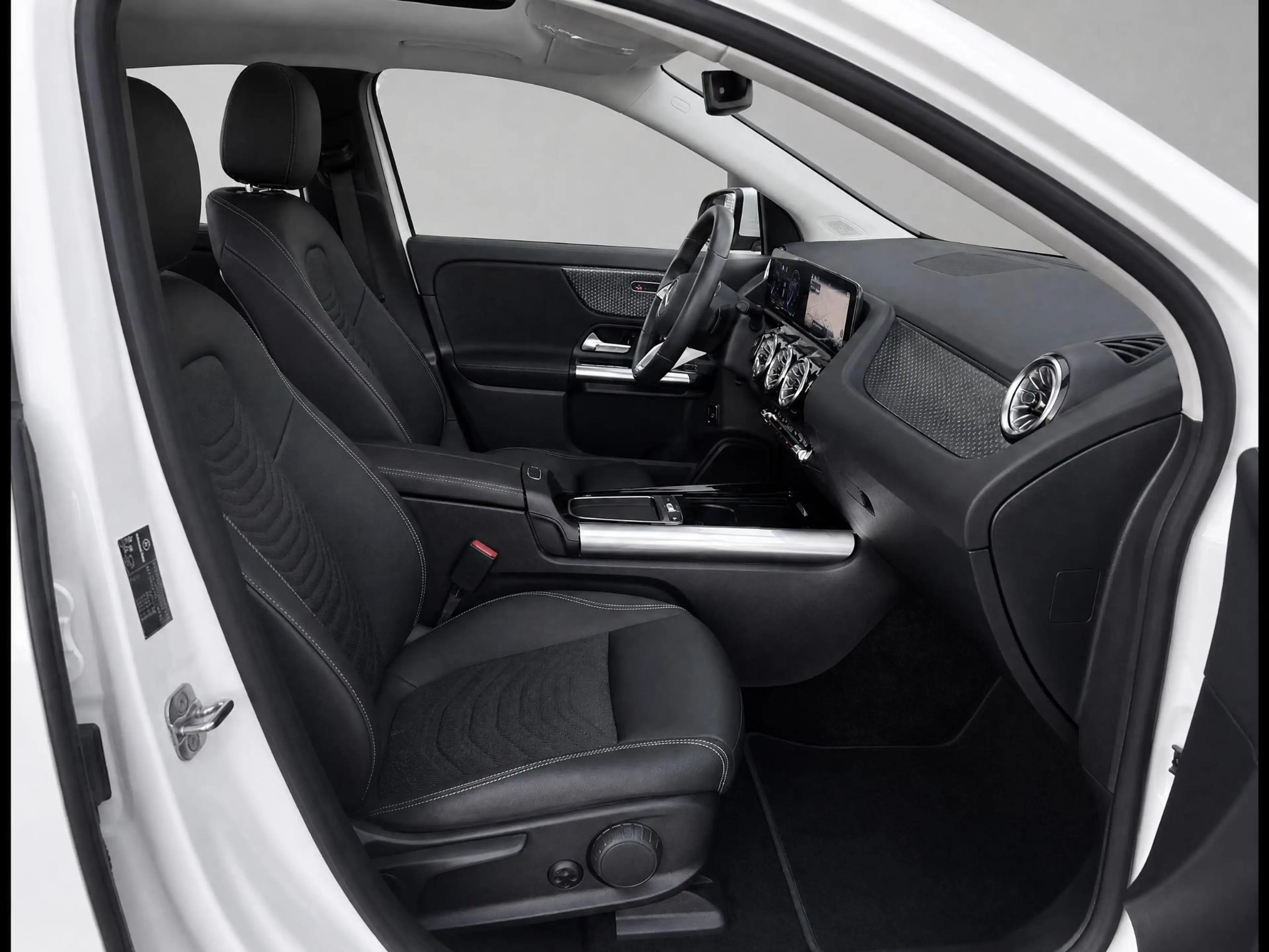 Mercedes-Benz EQA 250 250+ Business Solution 71 kWh | Panoramadak — photo 9