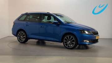 Combi 1.2 TSI Style Panoramadak Navigatie Climate