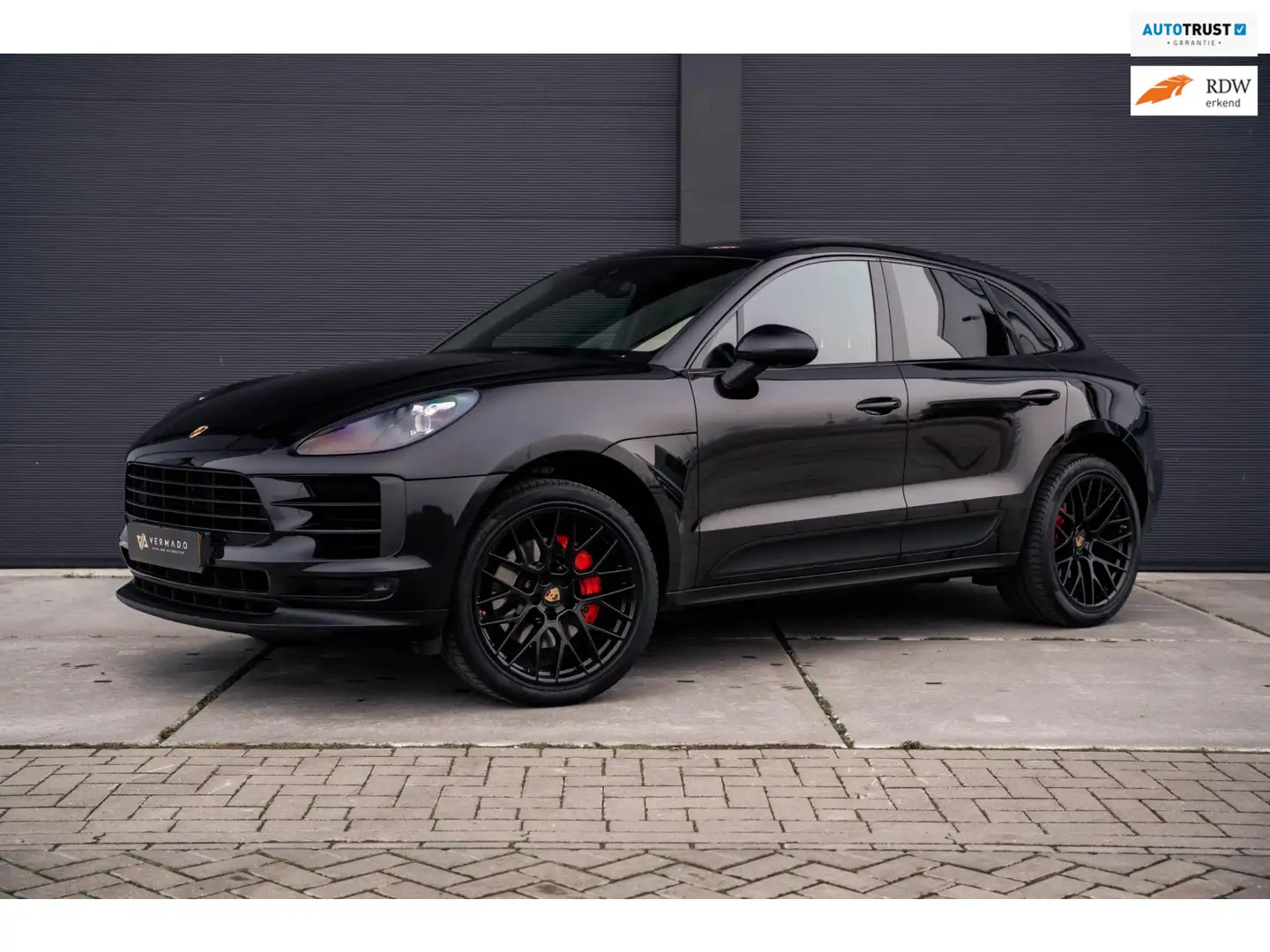 Porsche Macan 3.0 S, Matrix, 21 inch Breedset, Panorama Zwart - 1