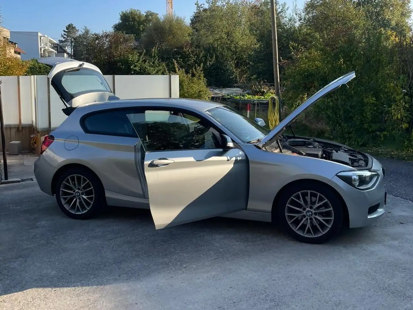 BMW 118 118i Österreich-Paket Österreich-Paket Silber - 1