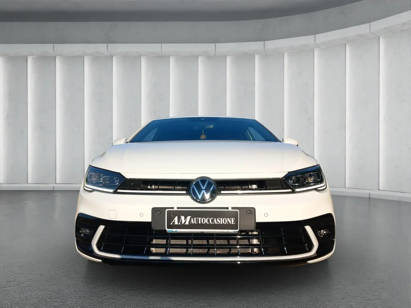 Volkswagen Polo Polo VI 2022 1.0 tsi R-Line 110cv dsg Bianco - 2