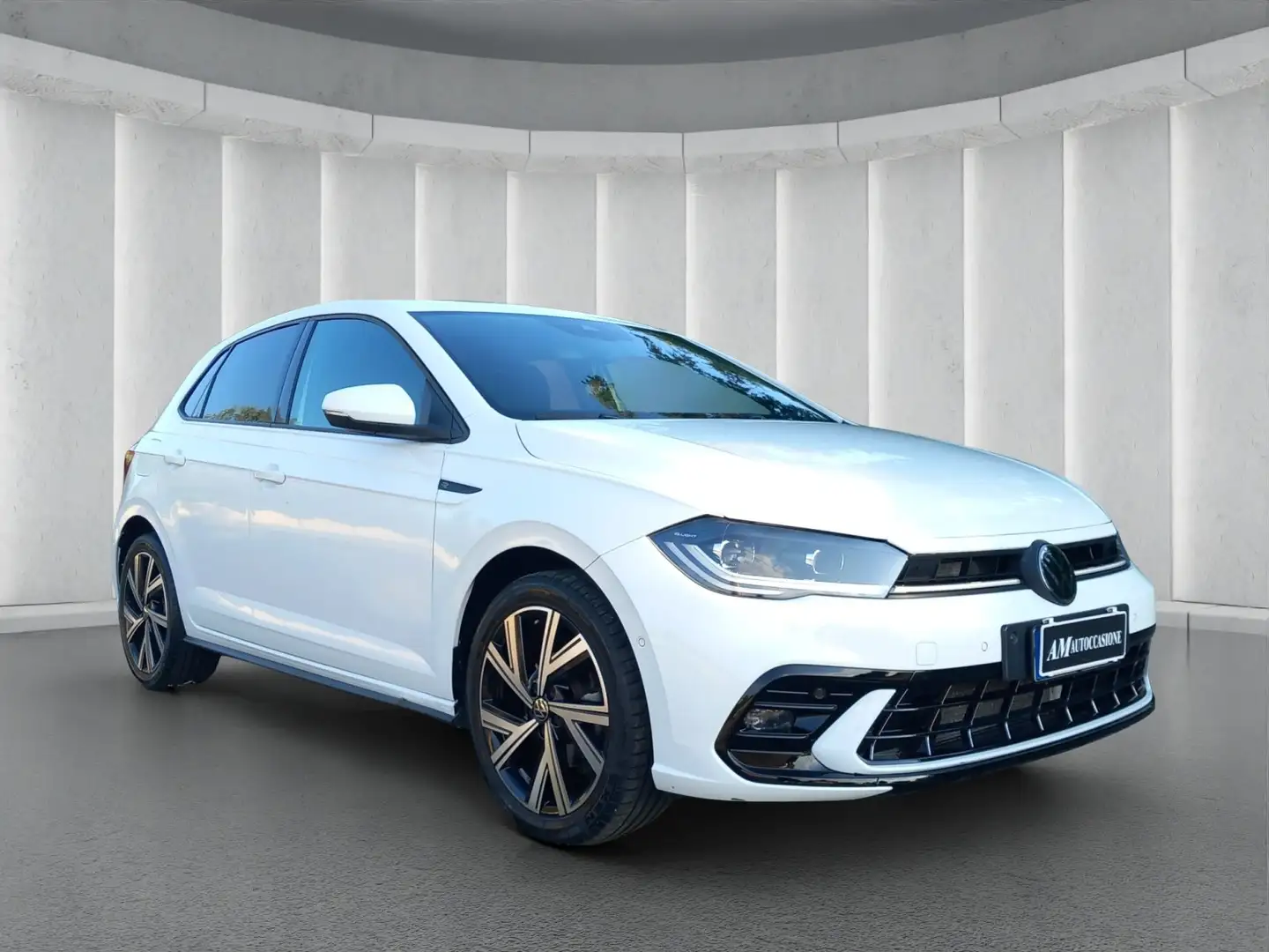 Volkswagen Polo Polo VI 2022 1.0 tsi R-Line 110cv dsg Bianco - 1