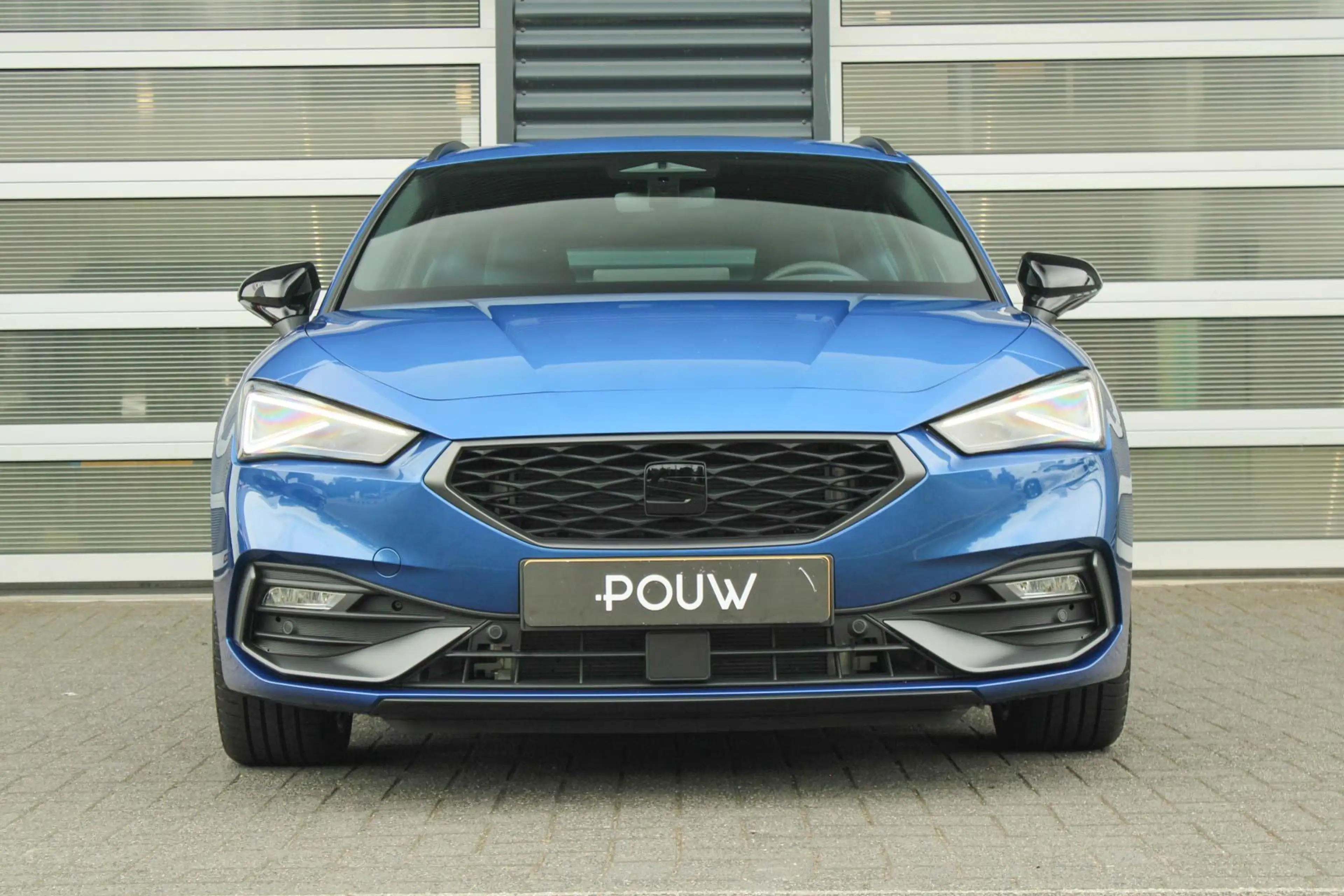 SEAT Leon e-Hybrid Sportstourer 1.5 TSI 204pk FR Business | Black Pac — photo 6