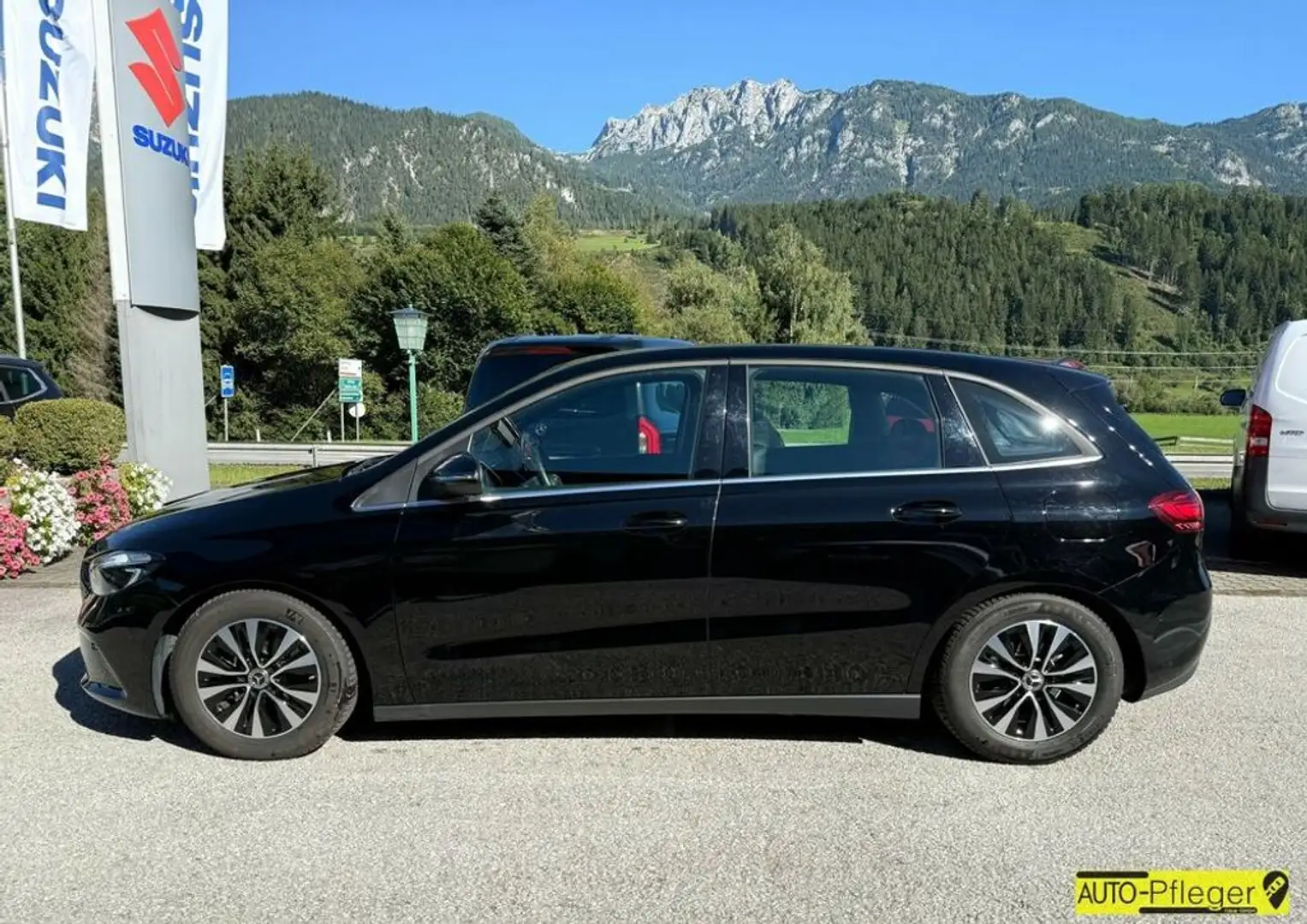 Mercedes-Benz B 180 d Automatik Österreich-Edition Schwarz - 2