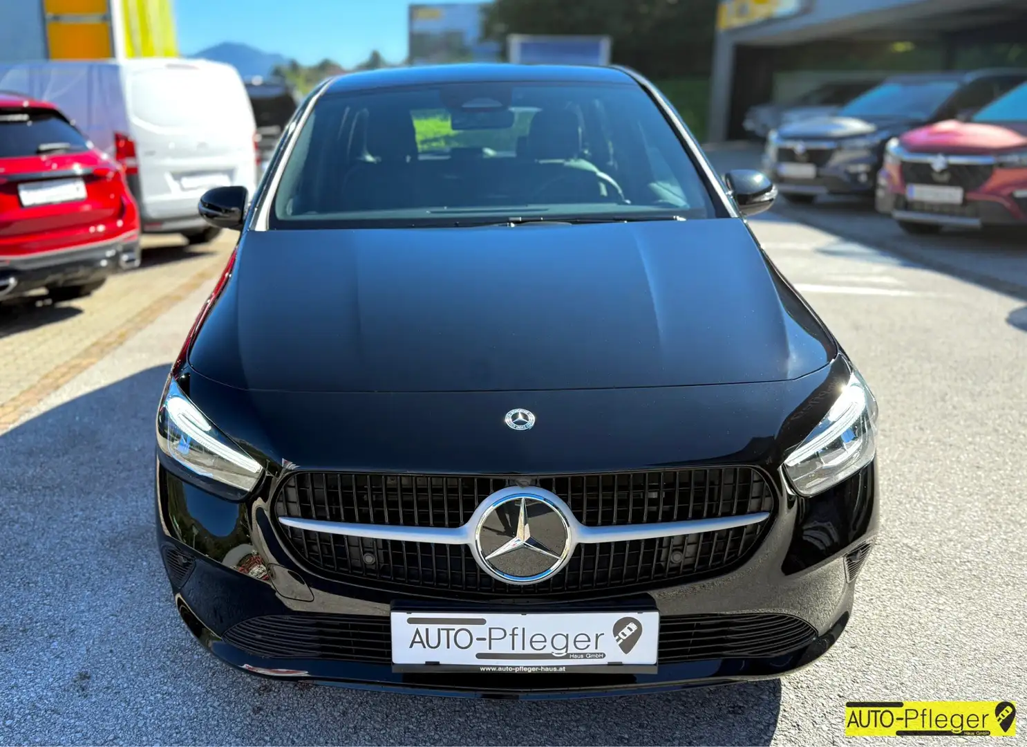 Mercedes-Benz B 180 d Automatik Österreich-Edition Schwarz - 2