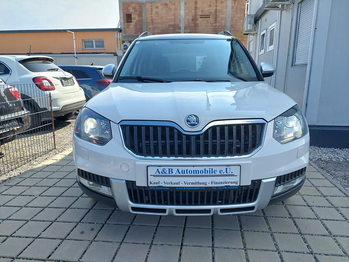 Skoda Yeti Outdoor Elegance 2,0 TDI Finanzierung möglich Weiß - 2
